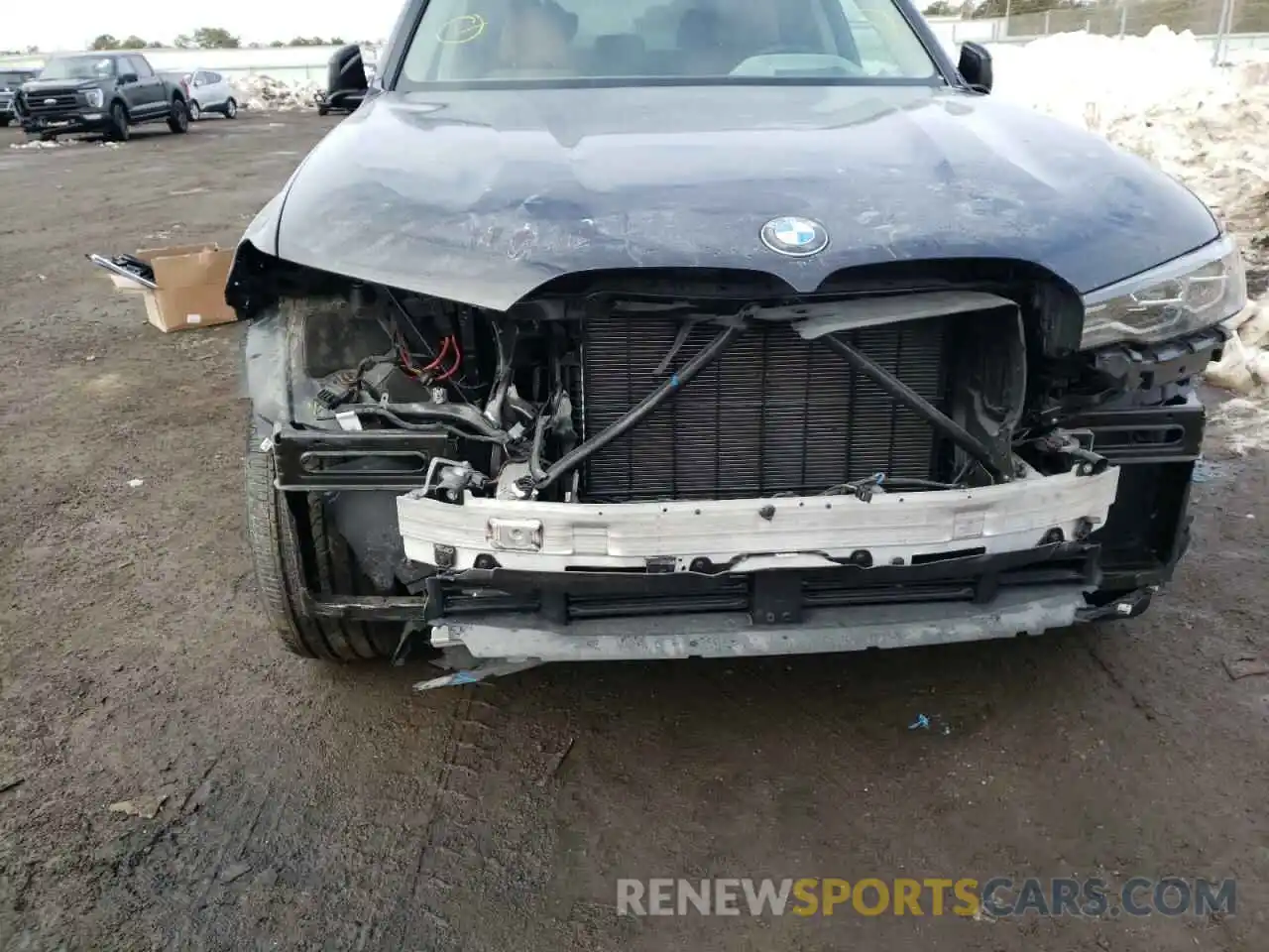 9 Photograph of a damaged car 5UXCW2C06M9H14026 BMW X7 2021