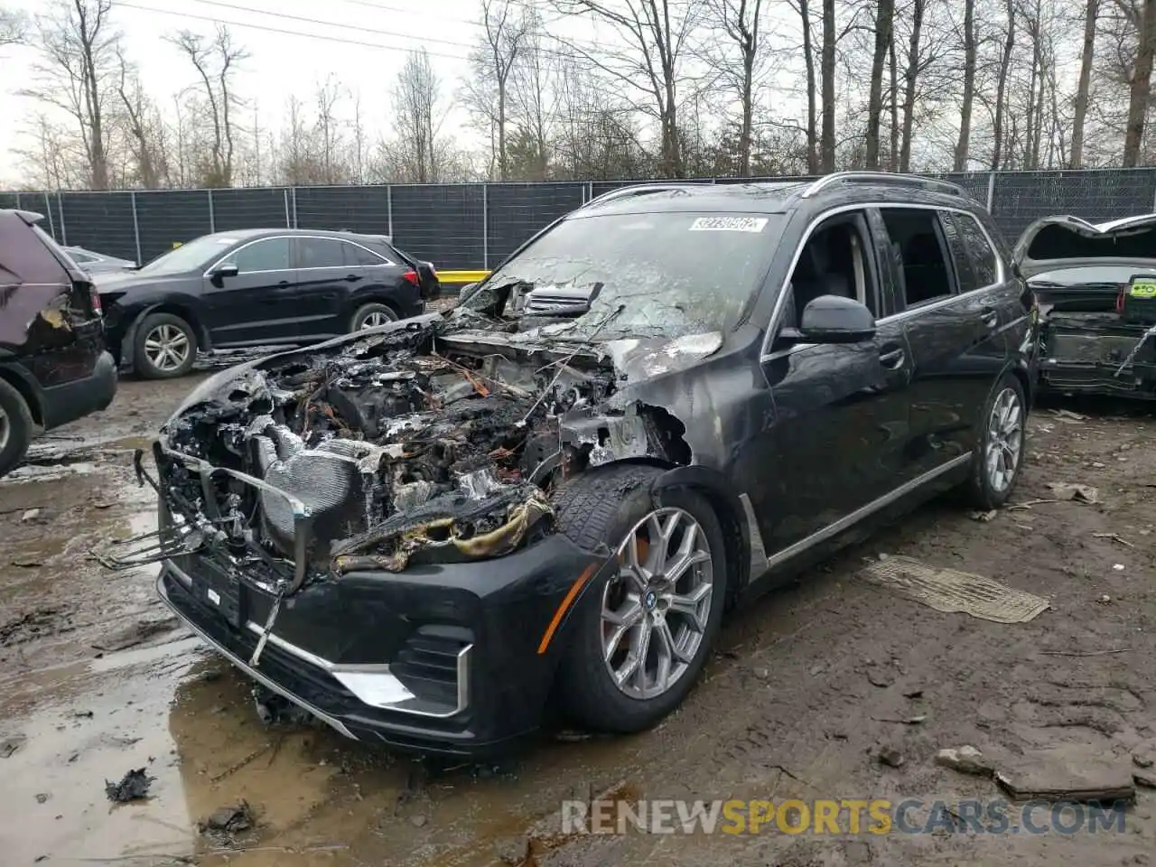 2 Photograph of a damaged car 5UXCW2C07M9D91637 BMW X7 2021