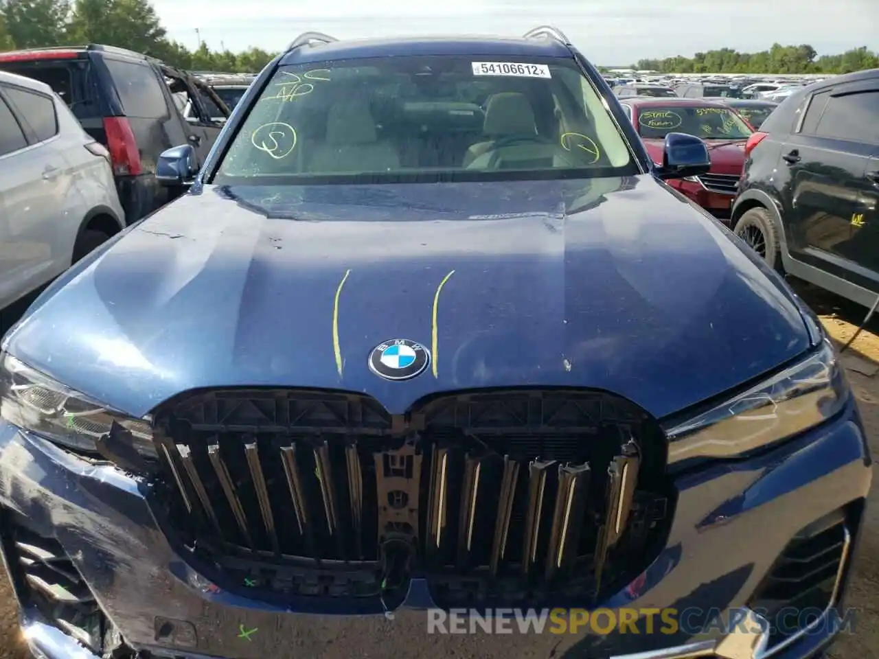 7 Photograph of a damaged car 5UXCW2C07M9E36432 BMW X7 2021