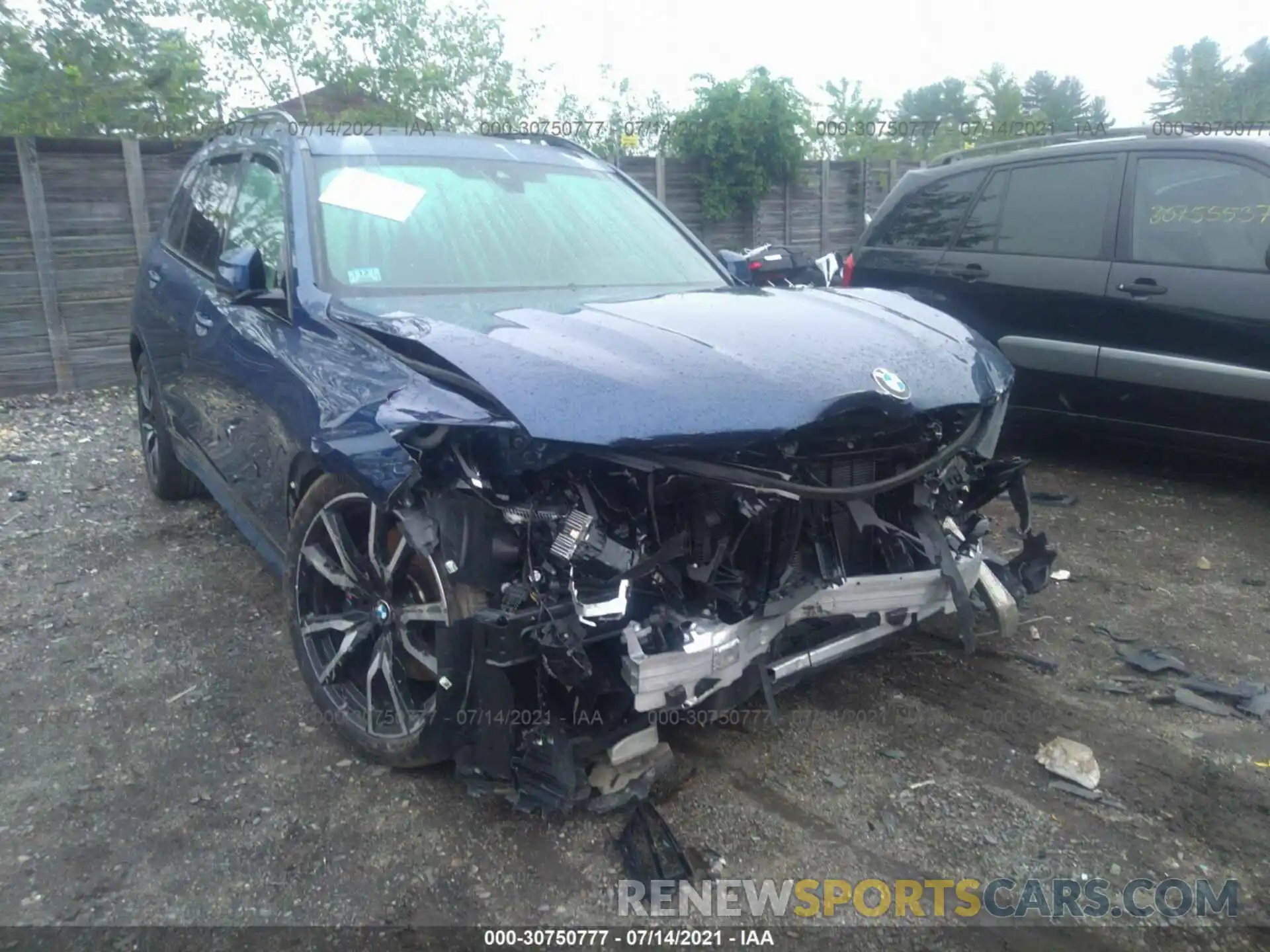 6 Photograph of a damaged car 5UXCW2C07M9E43574 BMW X7 2021