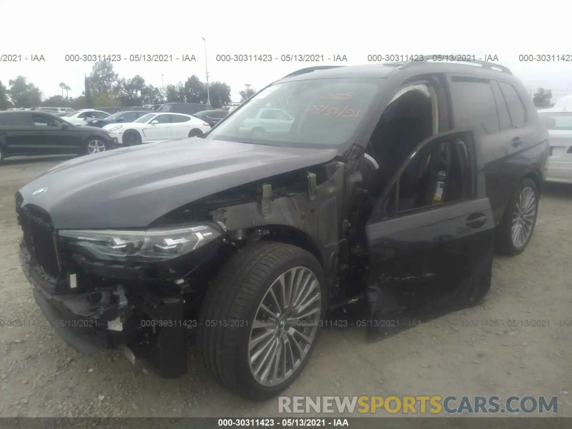2 Фотография поврежденного автомобиля 5UXCW2C07M9E78440 BMW X7 2021