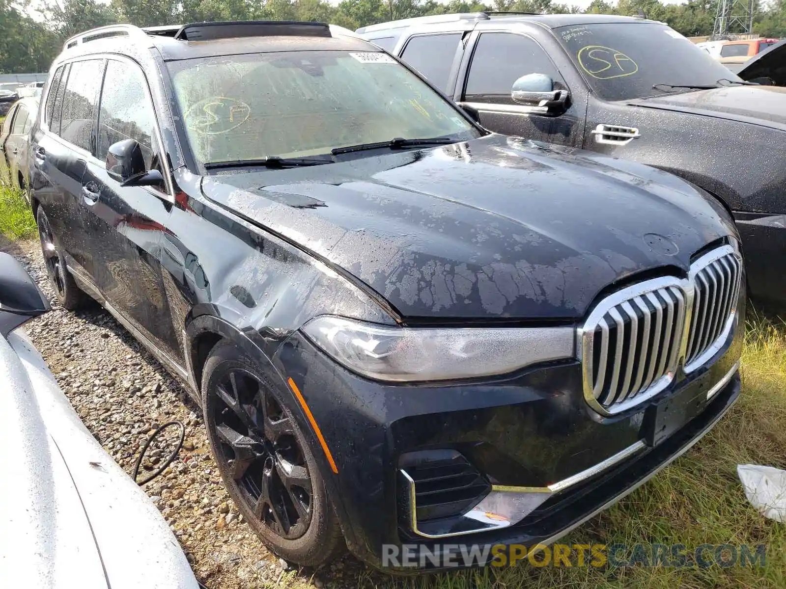 1 Photograph of a damaged car 5UXCW2C07M9G64138 BMW X7 2021