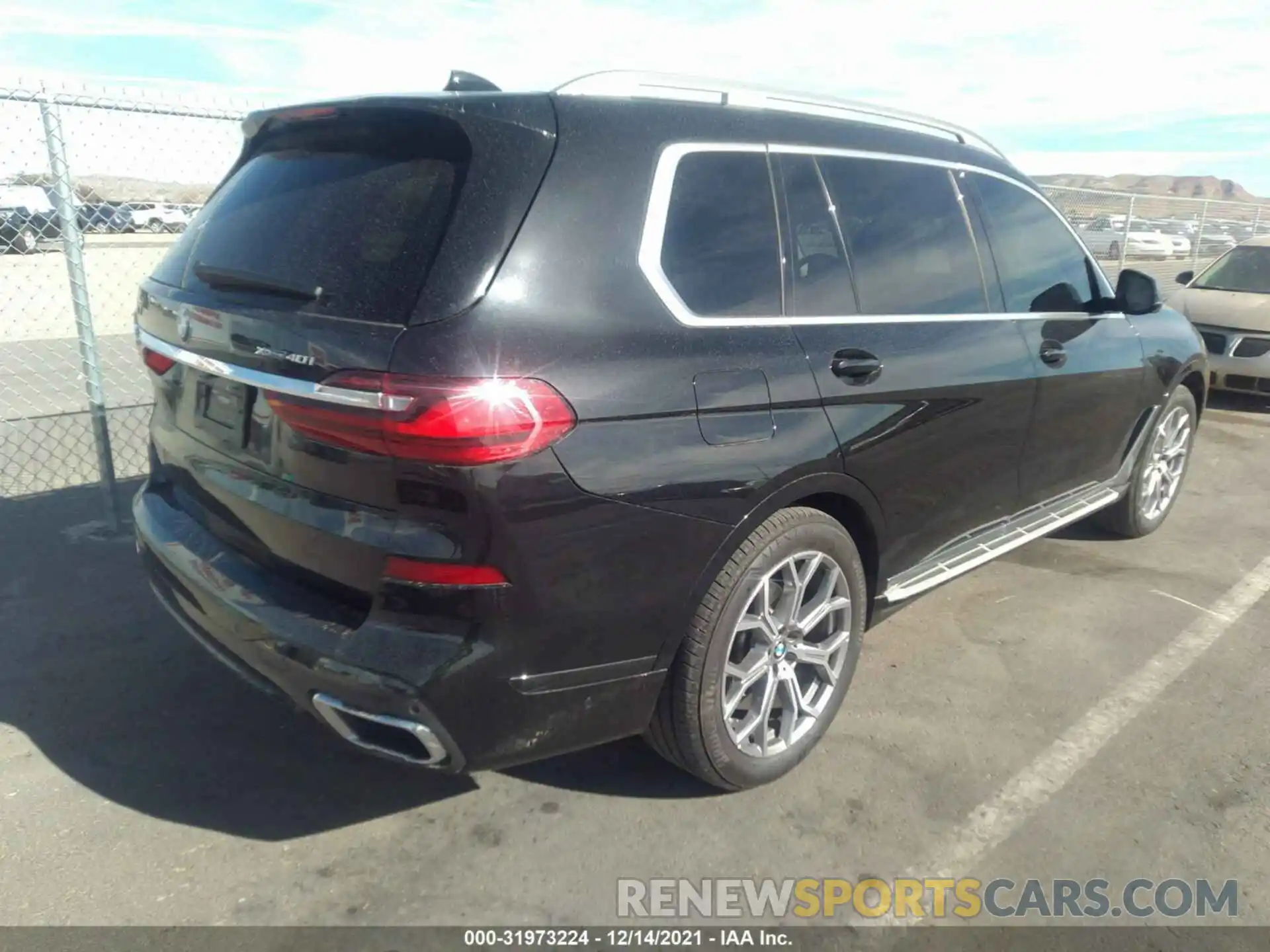 4 Фотография поврежденного автомобиля 5UXCW2C08M9F32828 BMW X7 2021