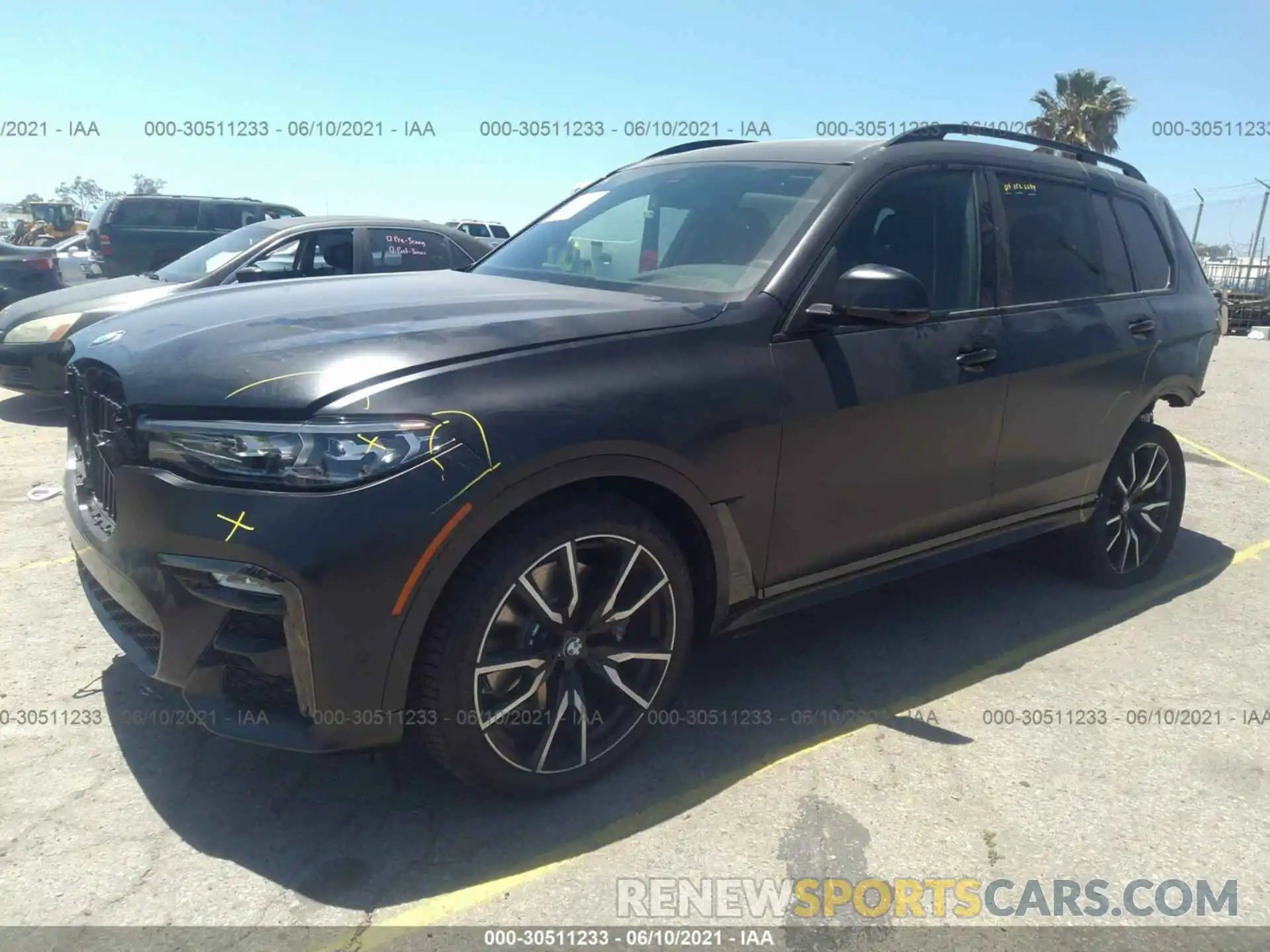 2 Фотография поврежденного автомобиля 5UXCW2C08M9G75603 BMW X7 2021