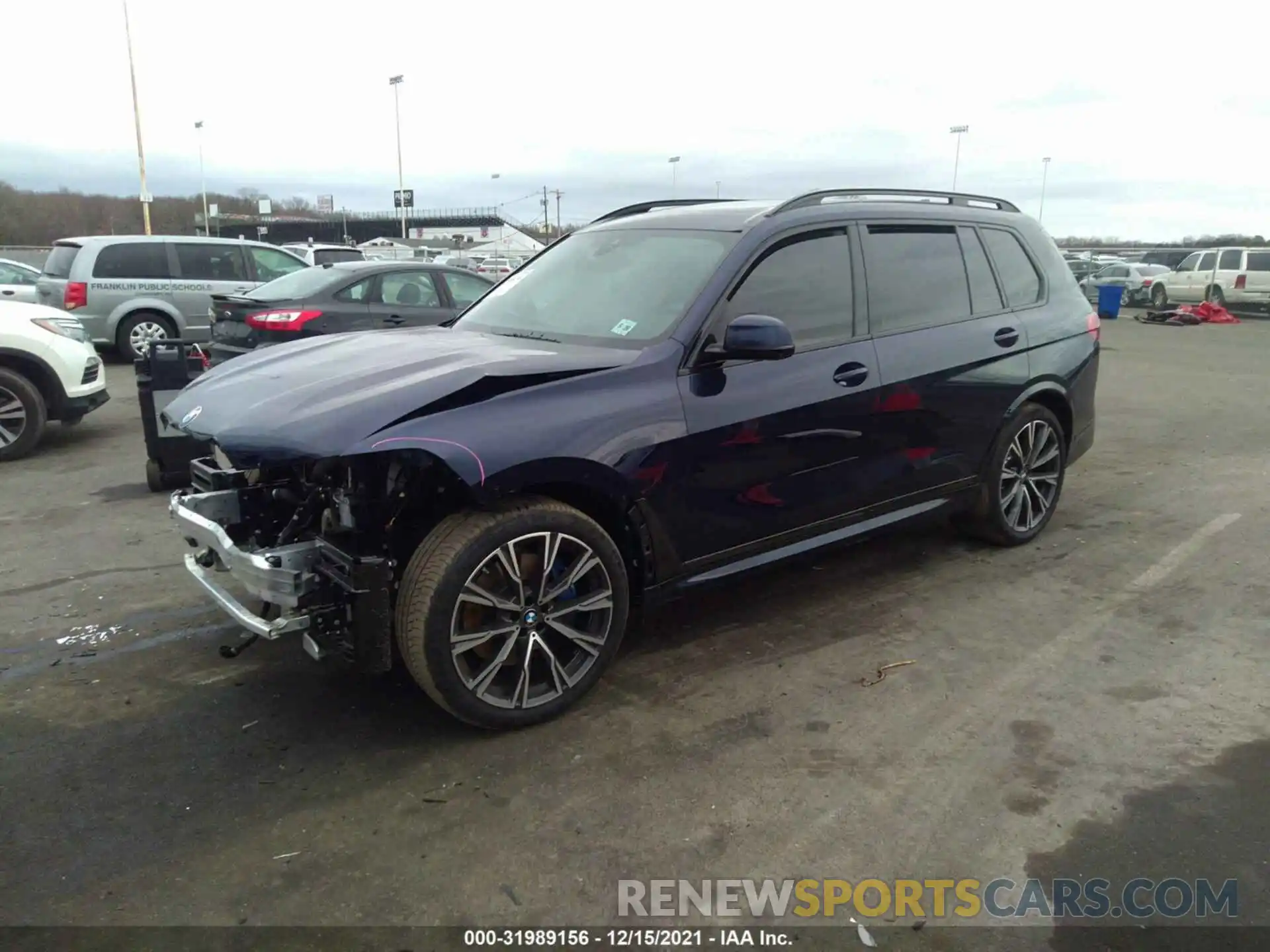 2 Photograph of a damaged car 5UXCW2C08M9G97844 BMW X7 2021