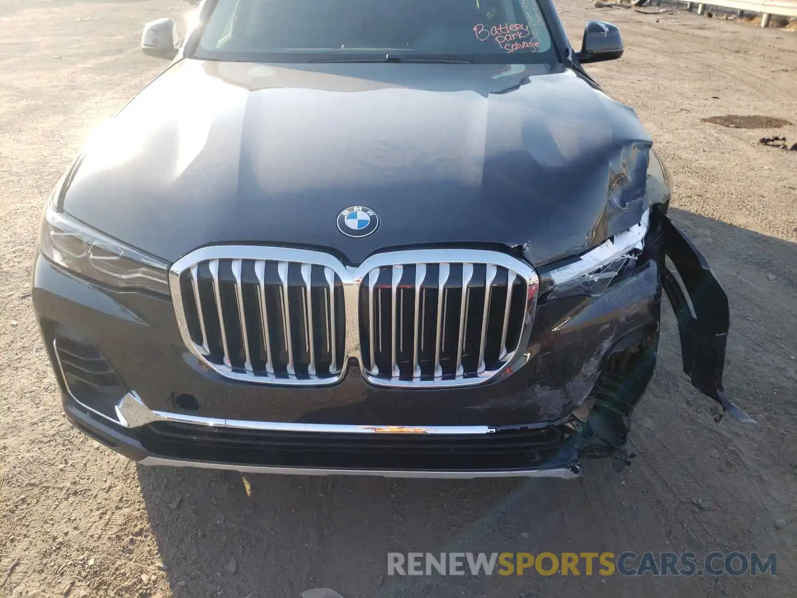 7 Photograph of a damaged car 5UXCW2C08M9H11614 BMW X7 2021