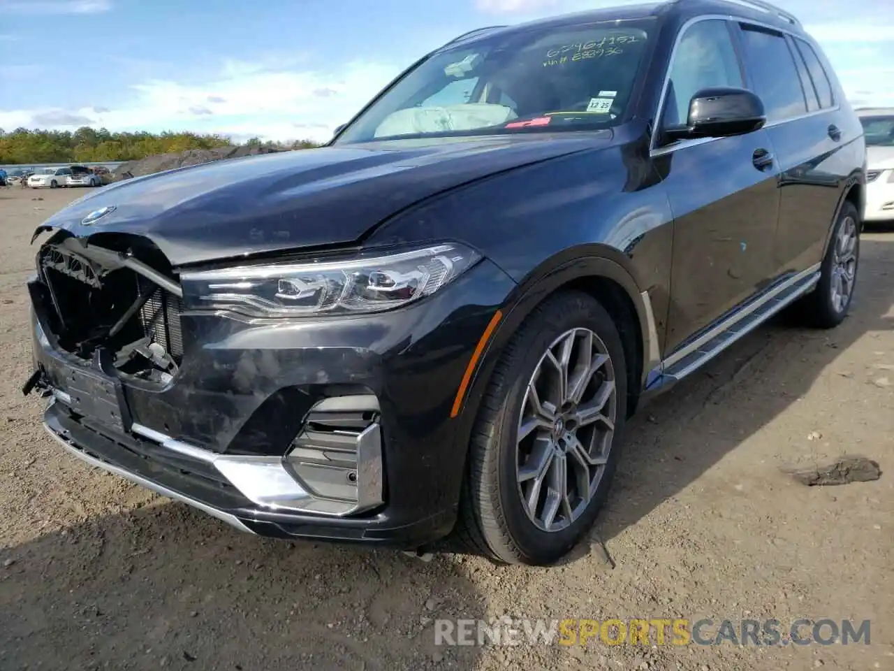 2 Photograph of a damaged car 5UXCW2C09M9E88936 BMW X7 2021