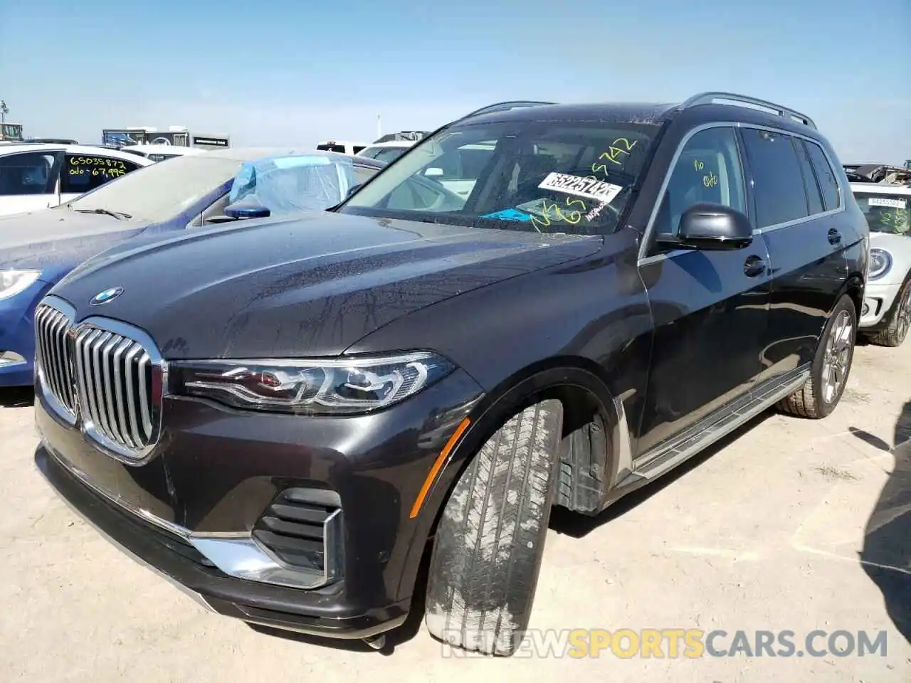 2 Photograph of a damaged car 5UXCW2C09M9F67619 BMW X7 2021