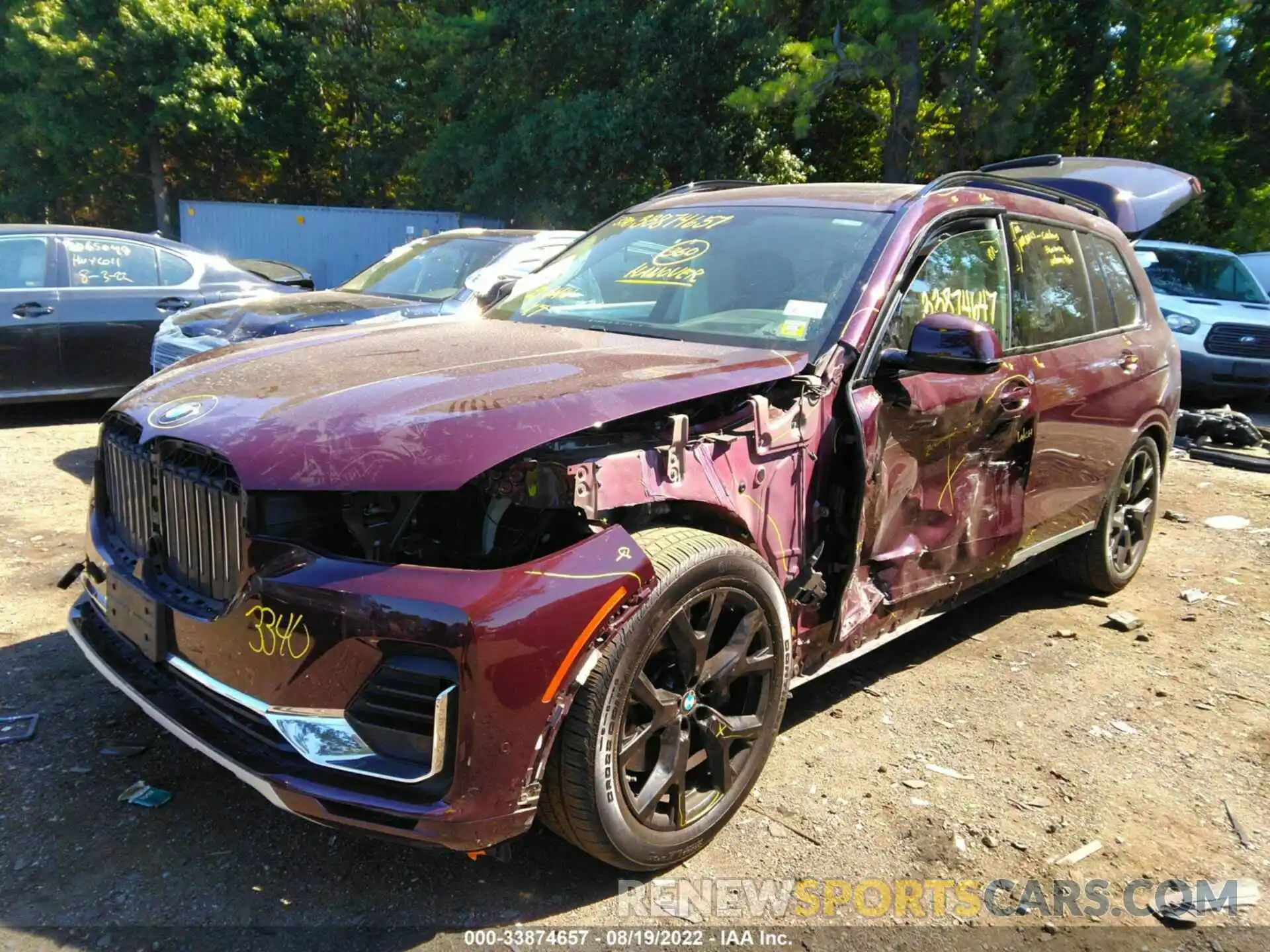 6 Photograph of a damaged car 5UXCW2C09M9F97767 BMW X7 2021