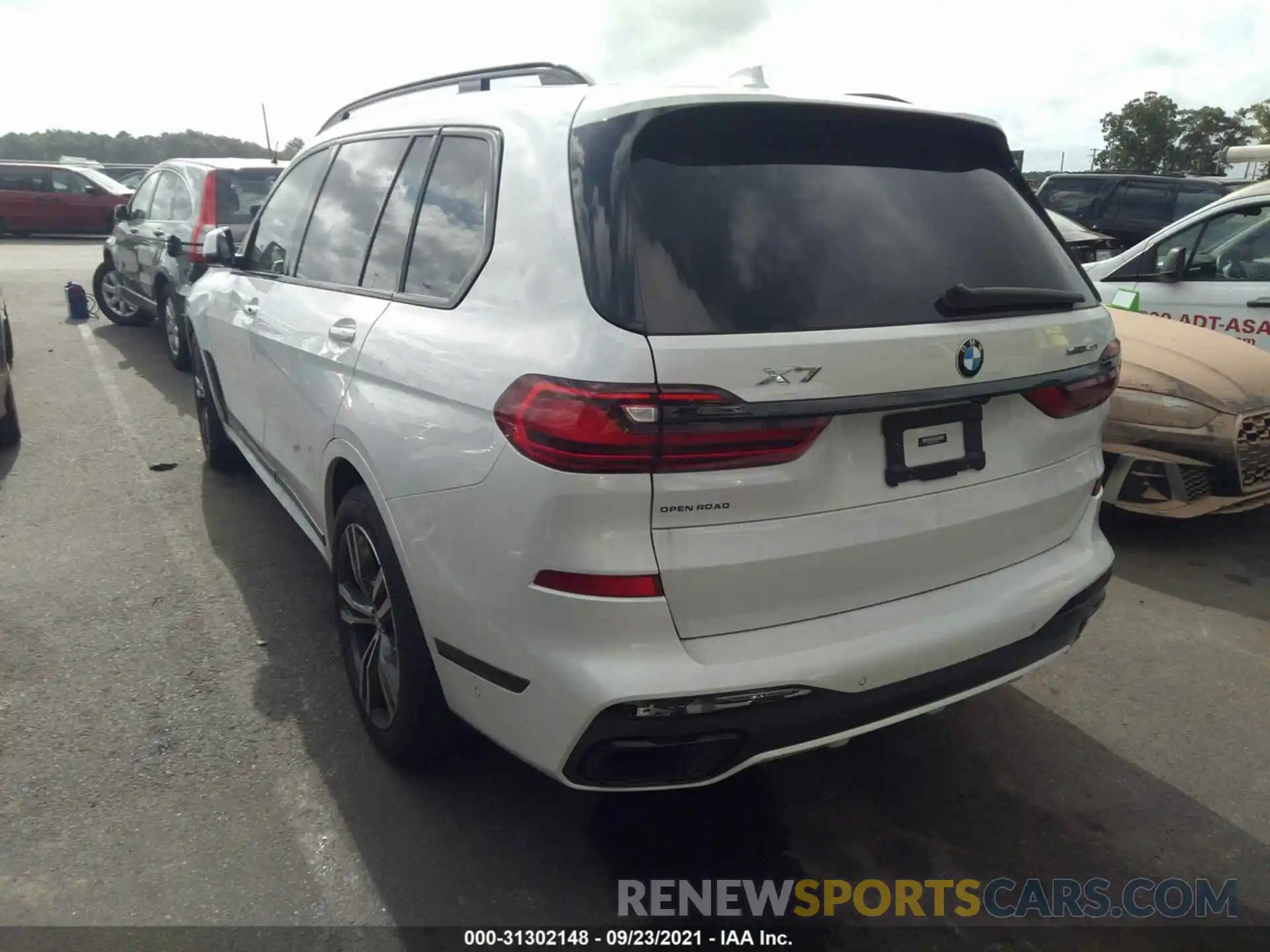 3 Фотография поврежденного автомобиля 5UXCW2C09M9G29827 BMW X7 2021