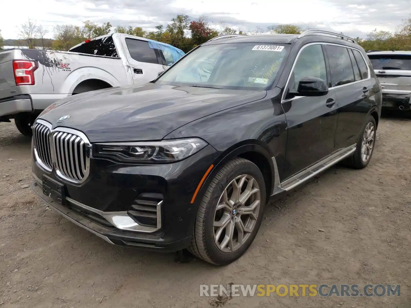 2 Photograph of a damaged car 5UXCW2C09M9G59703 BMW X7 2021