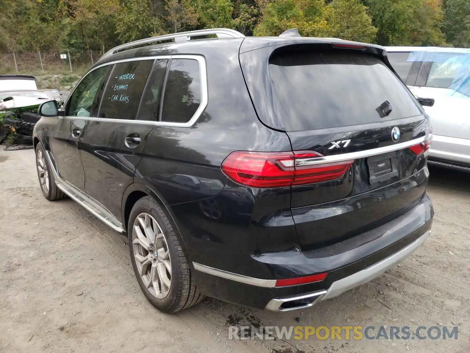 3 Photograph of a damaged car 5UXCW2C09M9G59703 BMW X7 2021