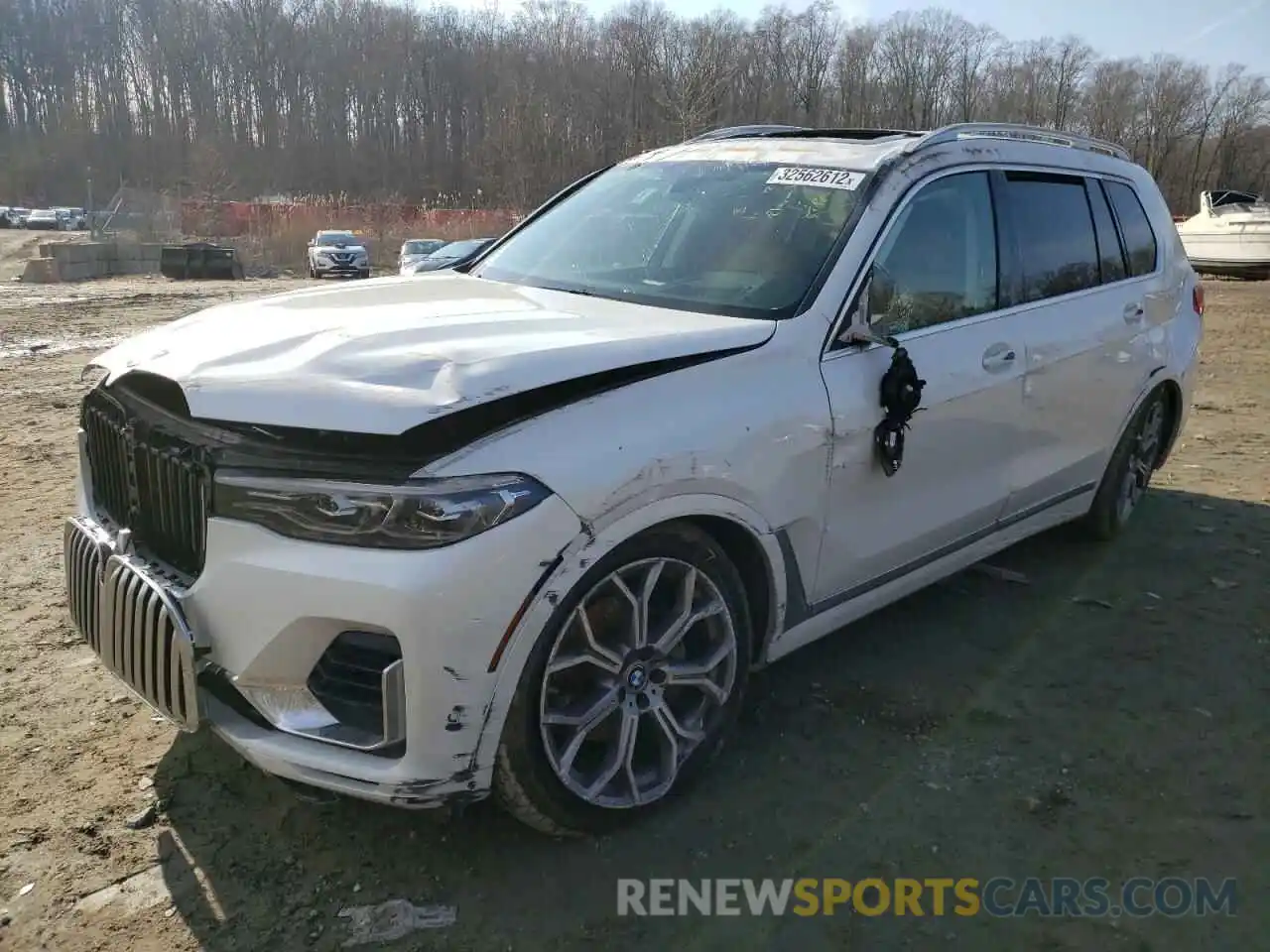 2 Photograph of a damaged car 5UXCW2C09M9H45366 BMW X7 2021