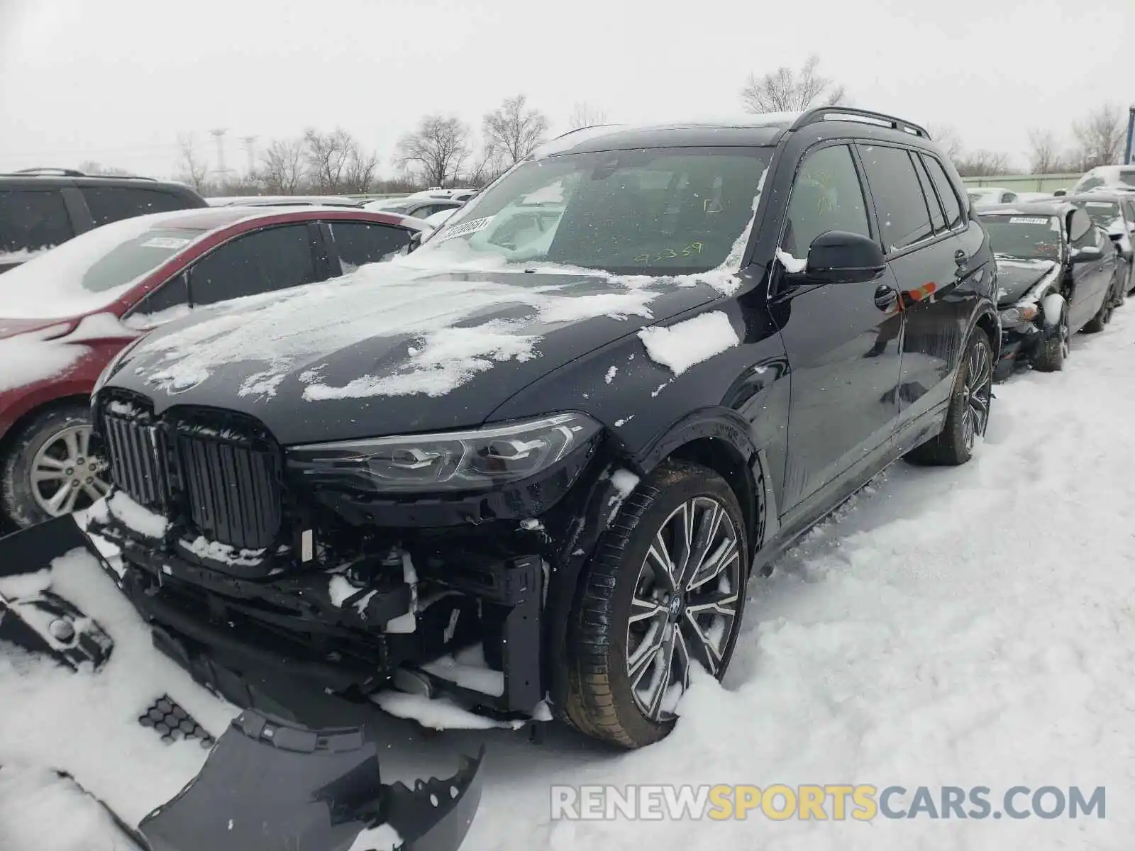 2 Photograph of a damaged car 5UXCW2C0XM9E95359 BMW X7 2021