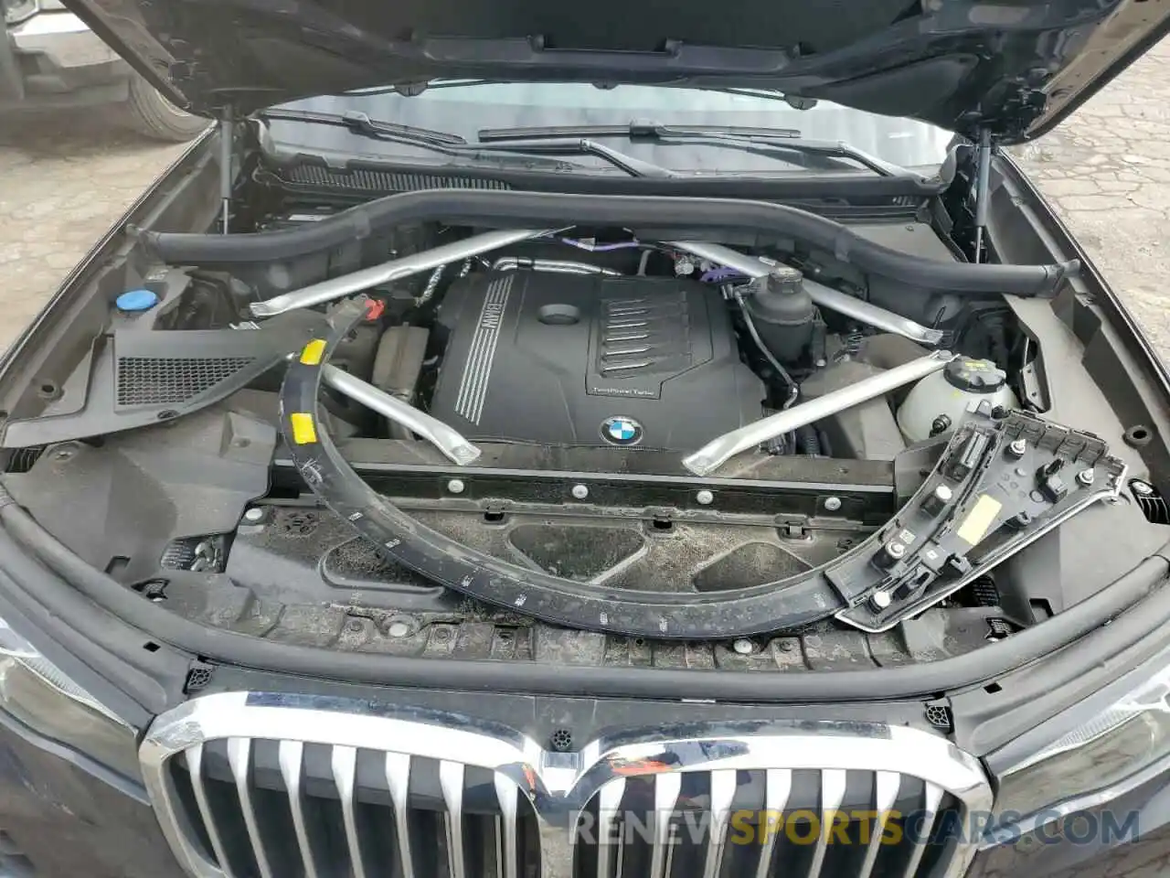 11 Photograph of a damaged car 5UXCW2C0XM9F75146 BMW X7 2021