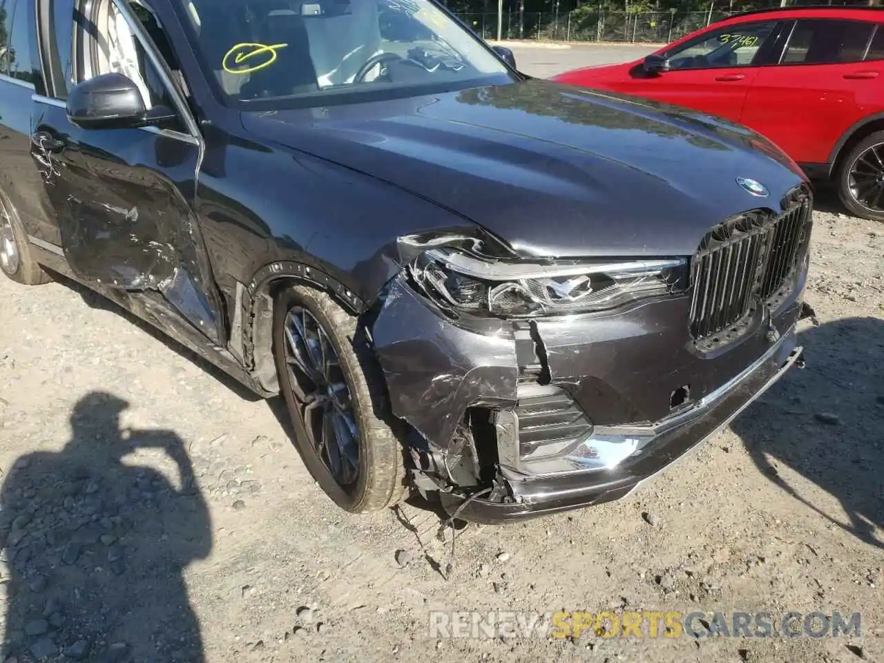 9 Photograph of a damaged car 5UXCW2C0XM9H15423 BMW X7 2021