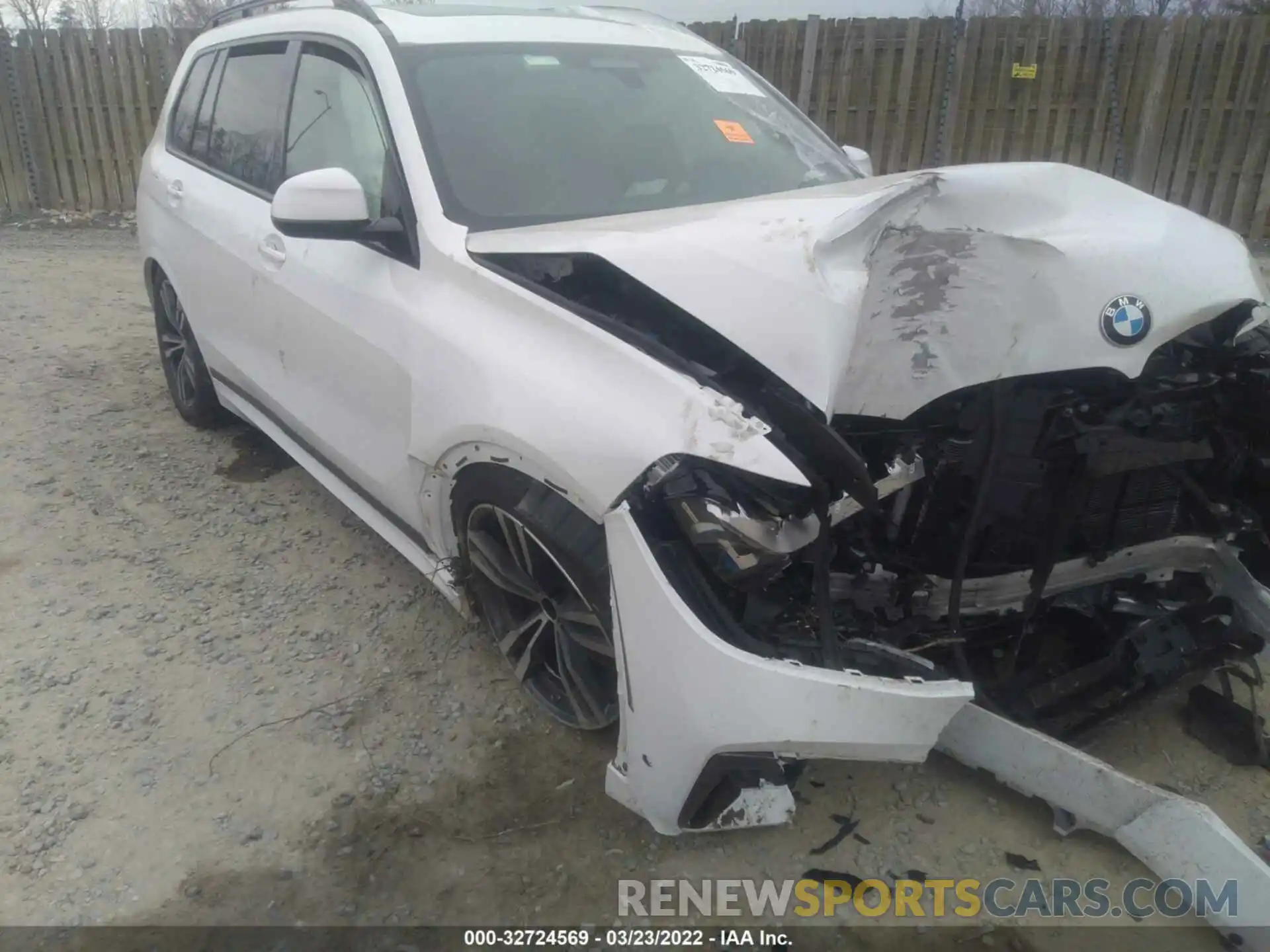 1 Photograph of a damaged car 5UXCX6C00M9E62259 BMW X7 2021