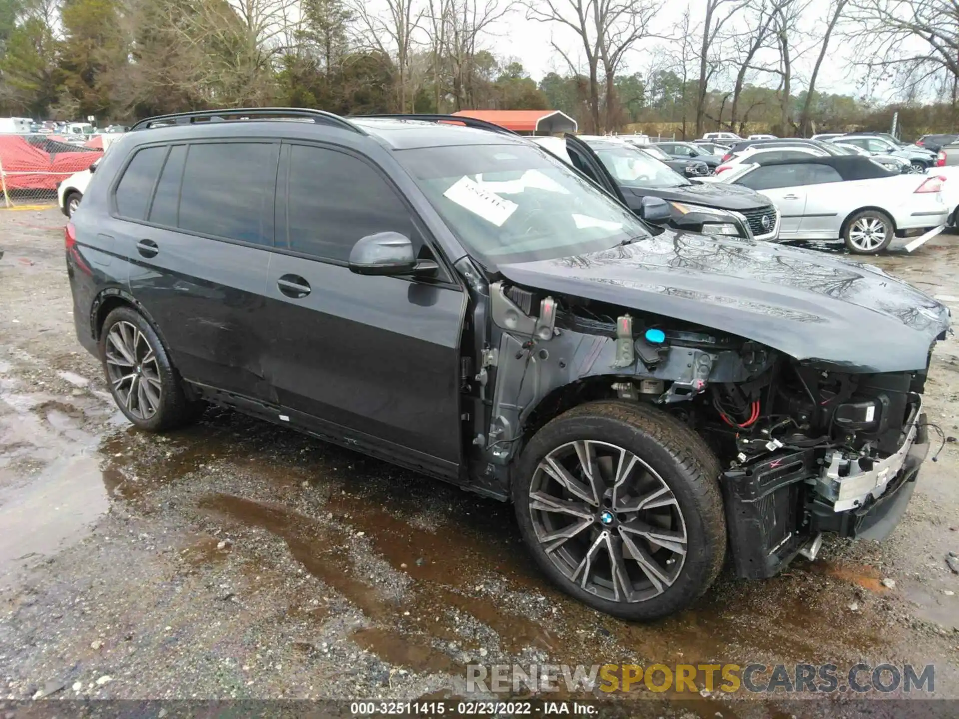 1 Photograph of a damaged car 5UXCX6C02M9F22221 BMW X7 2021