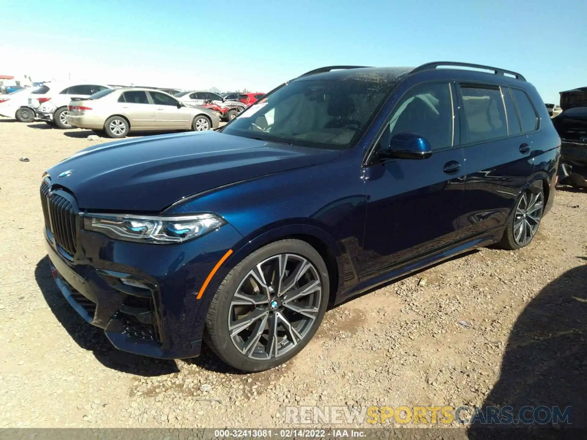 2 Photograph of a damaged car 5UXCX6C02M9G60731 BMW X7 2021