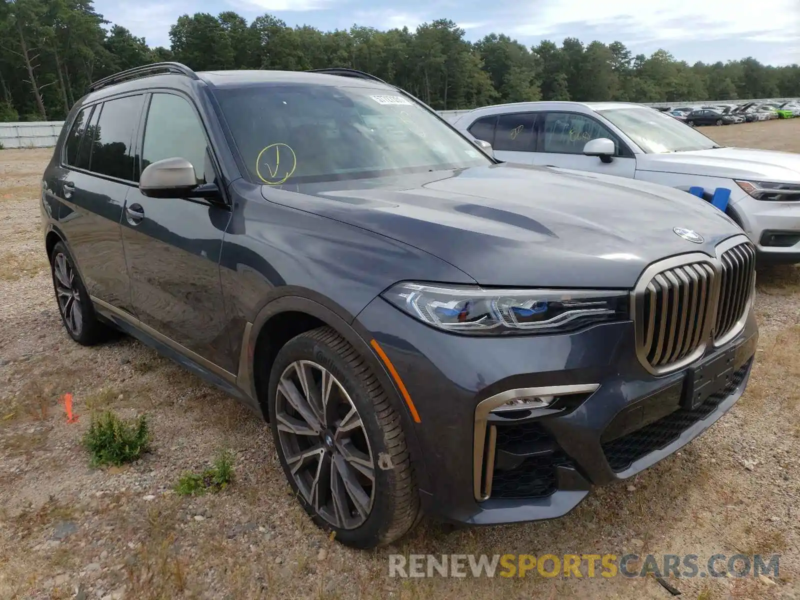 1 Photograph of a damaged car 5UXCX6C02M9G78095 BMW X7 2021