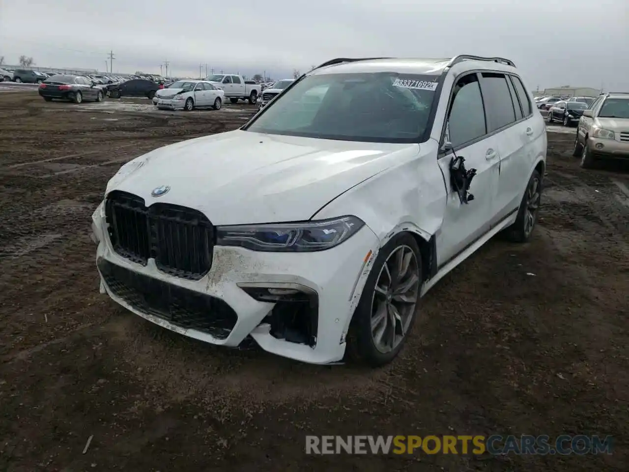 2 Photograph of a damaged car 5UXCX6C03M9E24265 BMW X7 2021