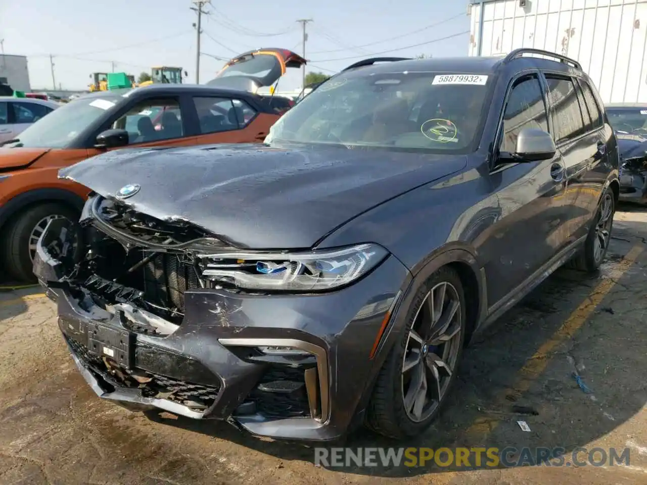 2 Photograph of a damaged car 5UXCX6C03M9H71255 BMW X7 2021