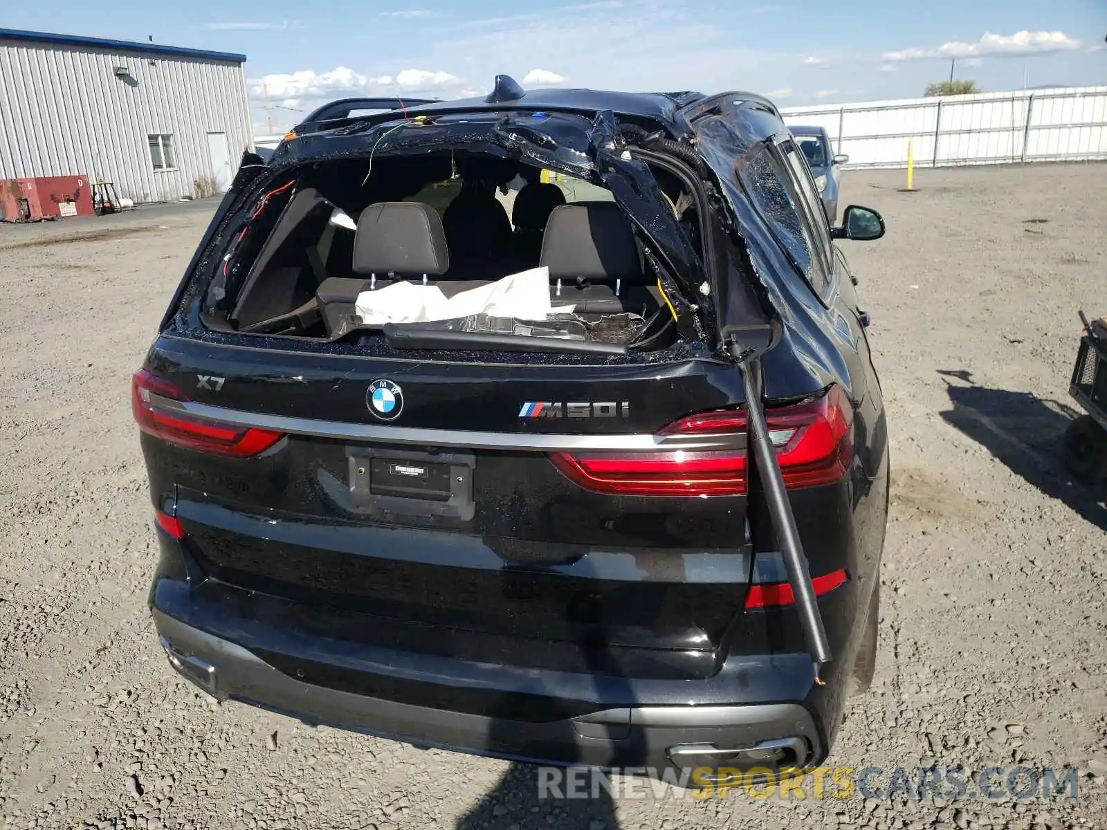 9 Photograph of a damaged car 5UXCX6C07M9G06969 BMW X7 2021