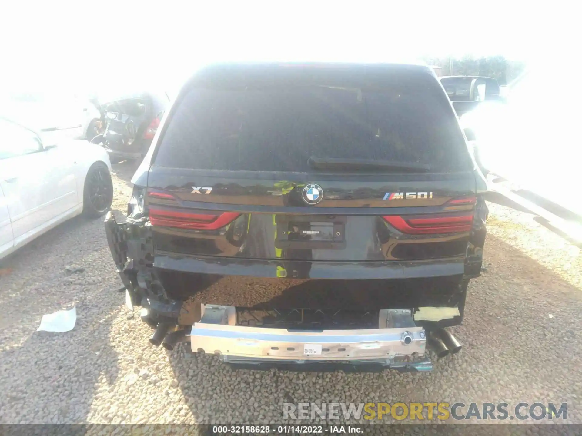 6 Photograph of a damaged car 5UXCX6C07M9H03539 BMW X7 2021