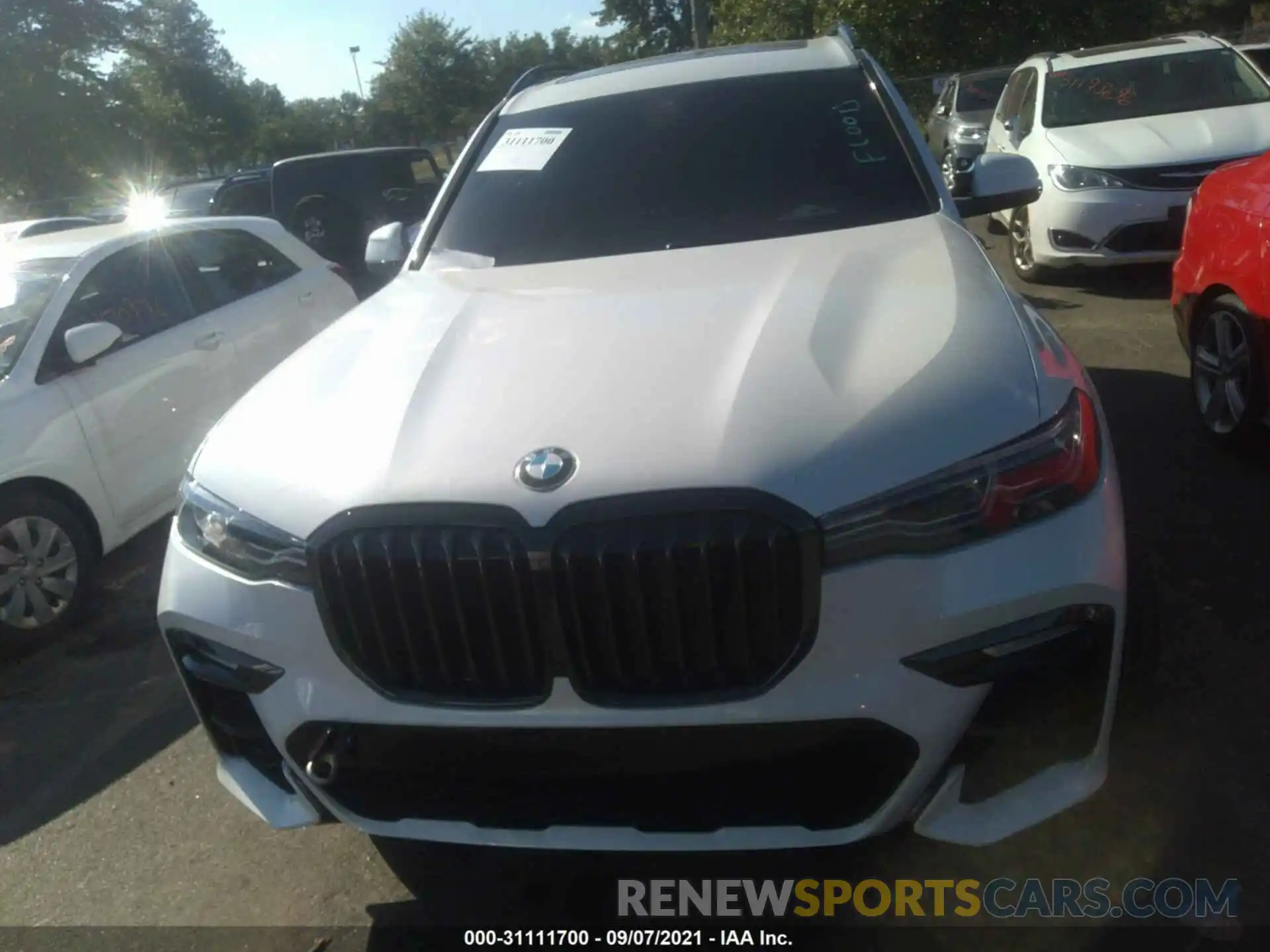 6 Photograph of a damaged car 5UXCX6C08M9H39627 BMW X7 2021