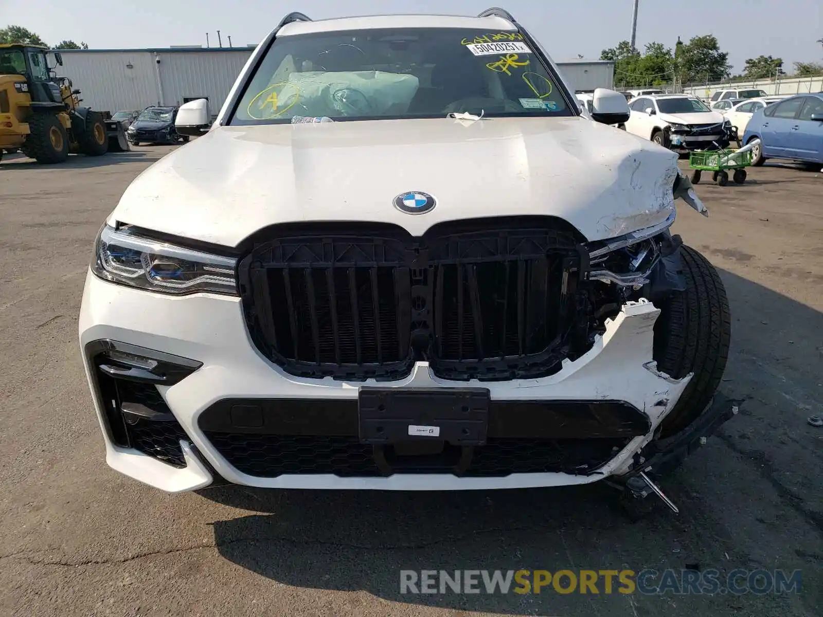 7 Photograph of a damaged car 5UXCX6C0XM9E17667 BMW X7 2021