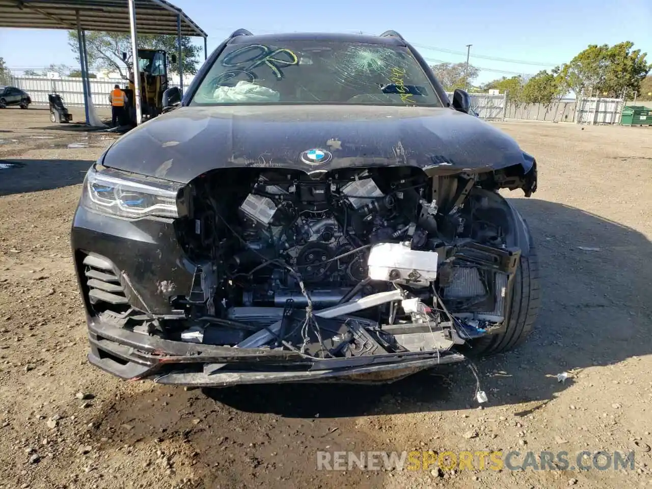 9 Photograph of a damaged car 5UXCX6C12M9F22468 BMW X7 2021