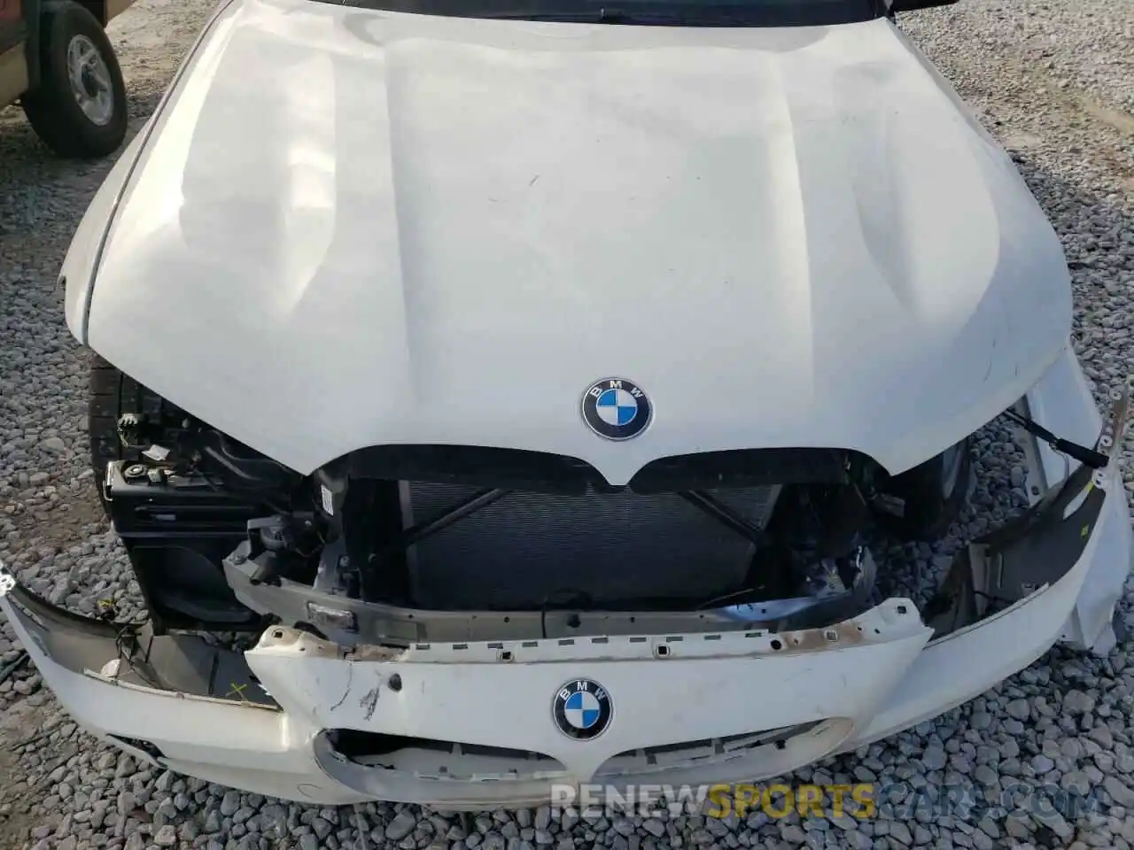 7 Photograph of a damaged car 5UXCX6C19M9F84210 BMW X7 2021