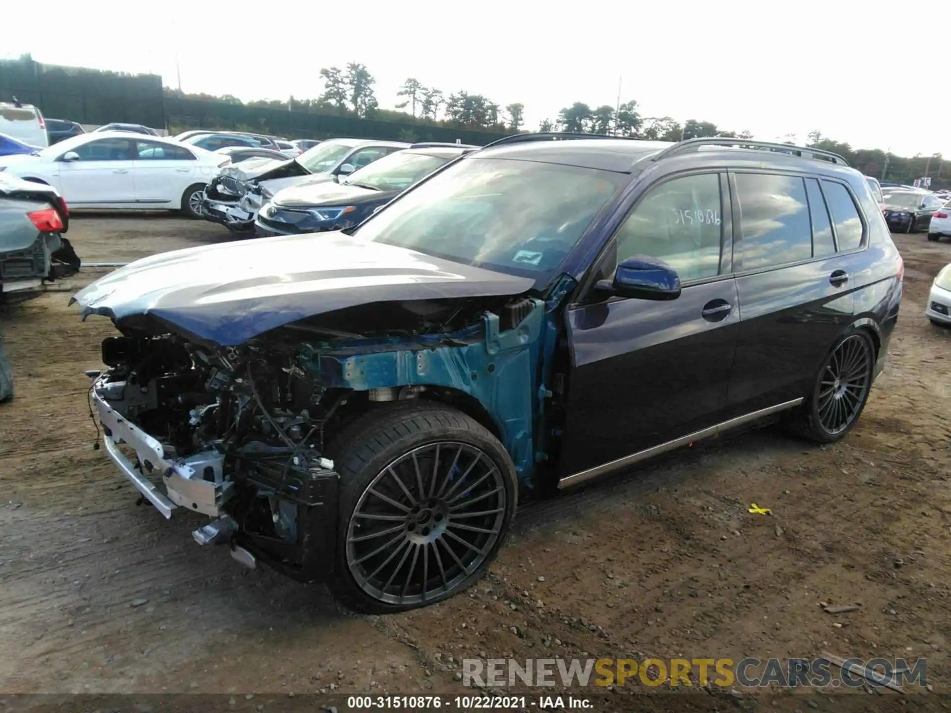 2 Photograph of a damaged car 5UXCX6C1XM9G97079 BMW X7 2021