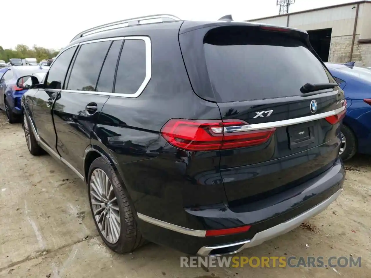 3 Фотография поврежденного автомобиля 5UXCW2C03N9K60445 BMW X7 2022