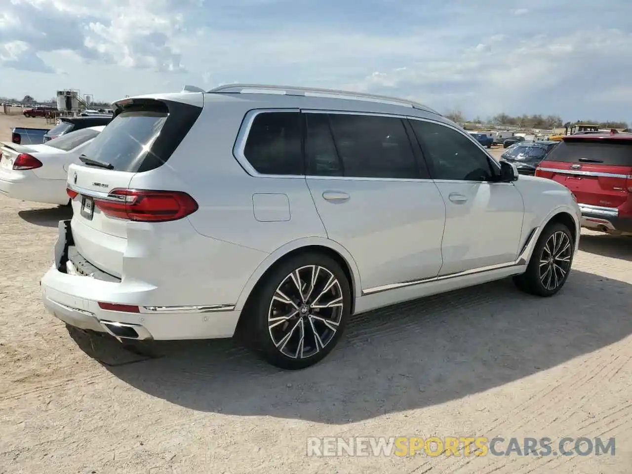 3 Фотография поврежденного автомобиля 5UXCW2C04N9K39426 BMW X7 2022