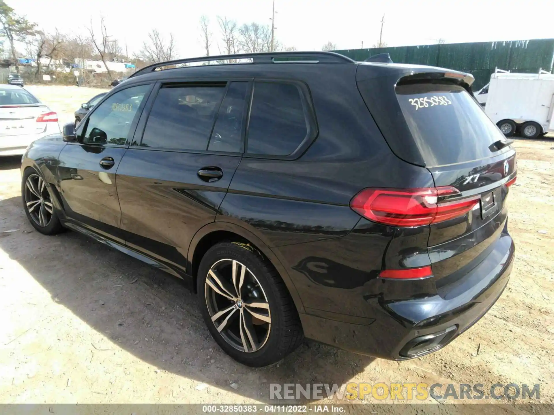 3 Фотография поврежденного автомобиля 5UXCW2C05N9L11623 BMW X7 2022