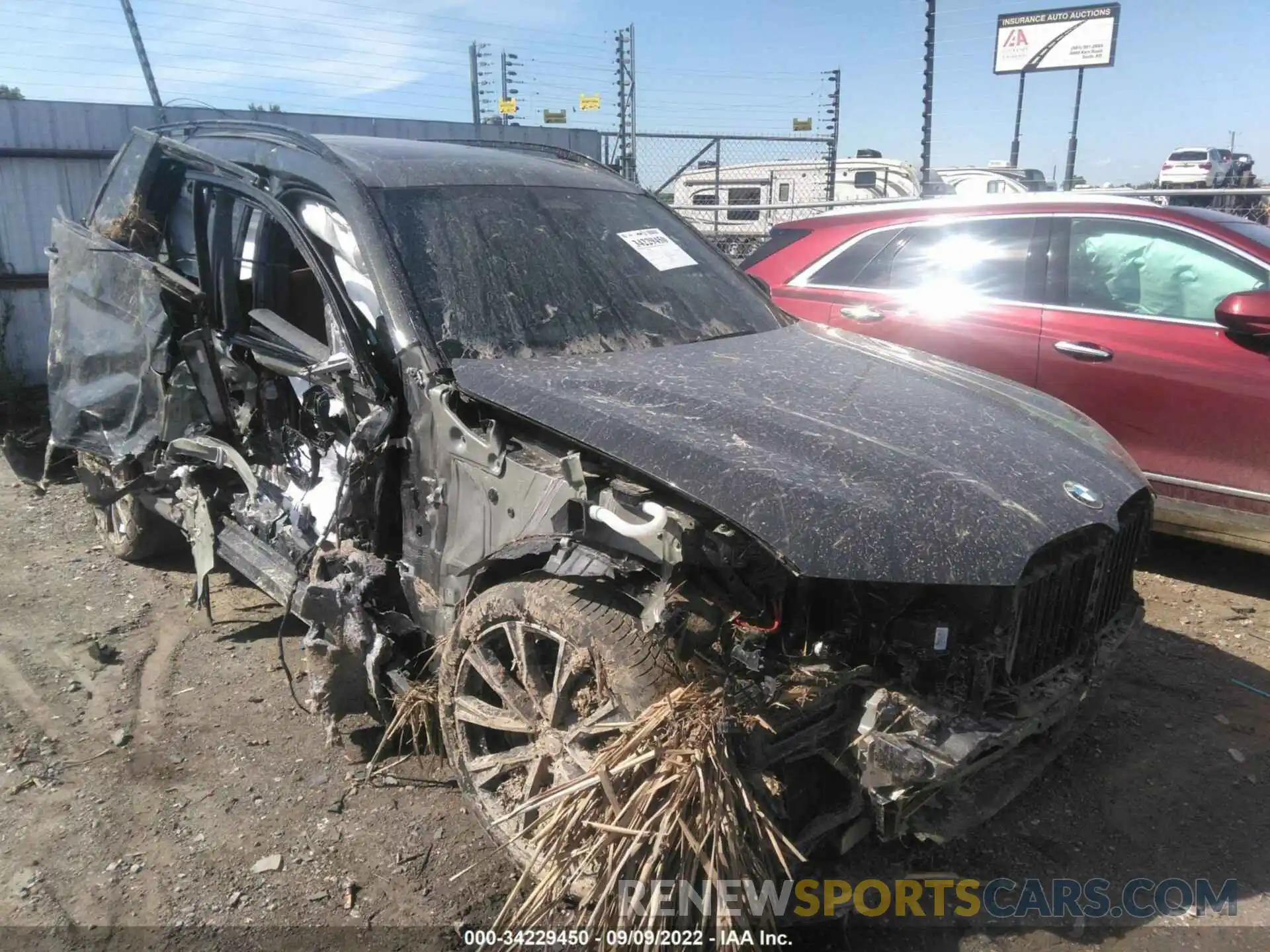 1 Photograph of a damaged car 5UXCX6C03N9C70609 BMW X7 2022