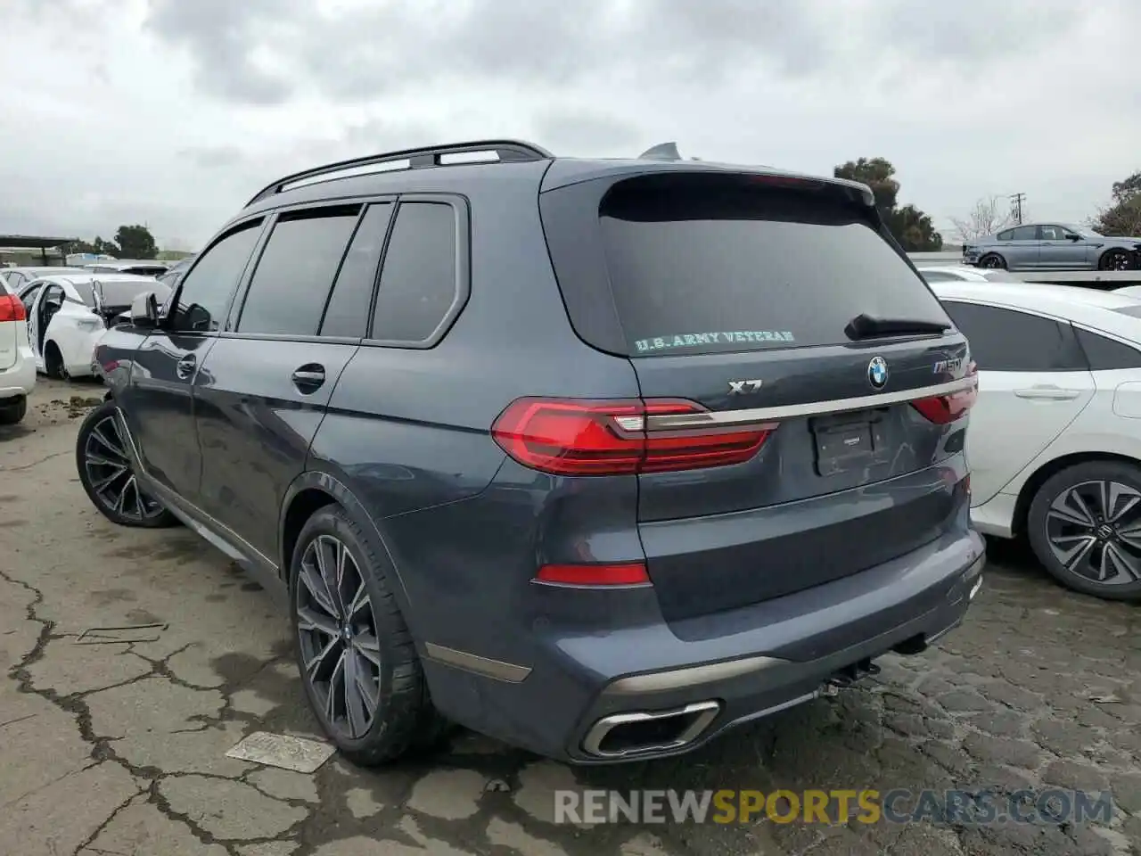 2 Фотография поврежденного автомобиля 5UXCX6C06N9K04858 BMW X7 2022