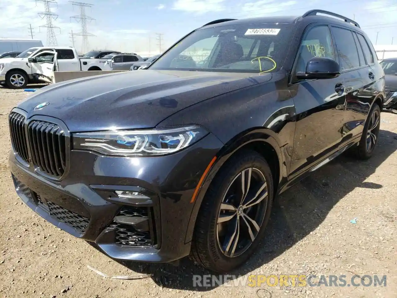 2 Photograph of a damaged car 5UXCX6C0XN9K65419 BMW X7 2022