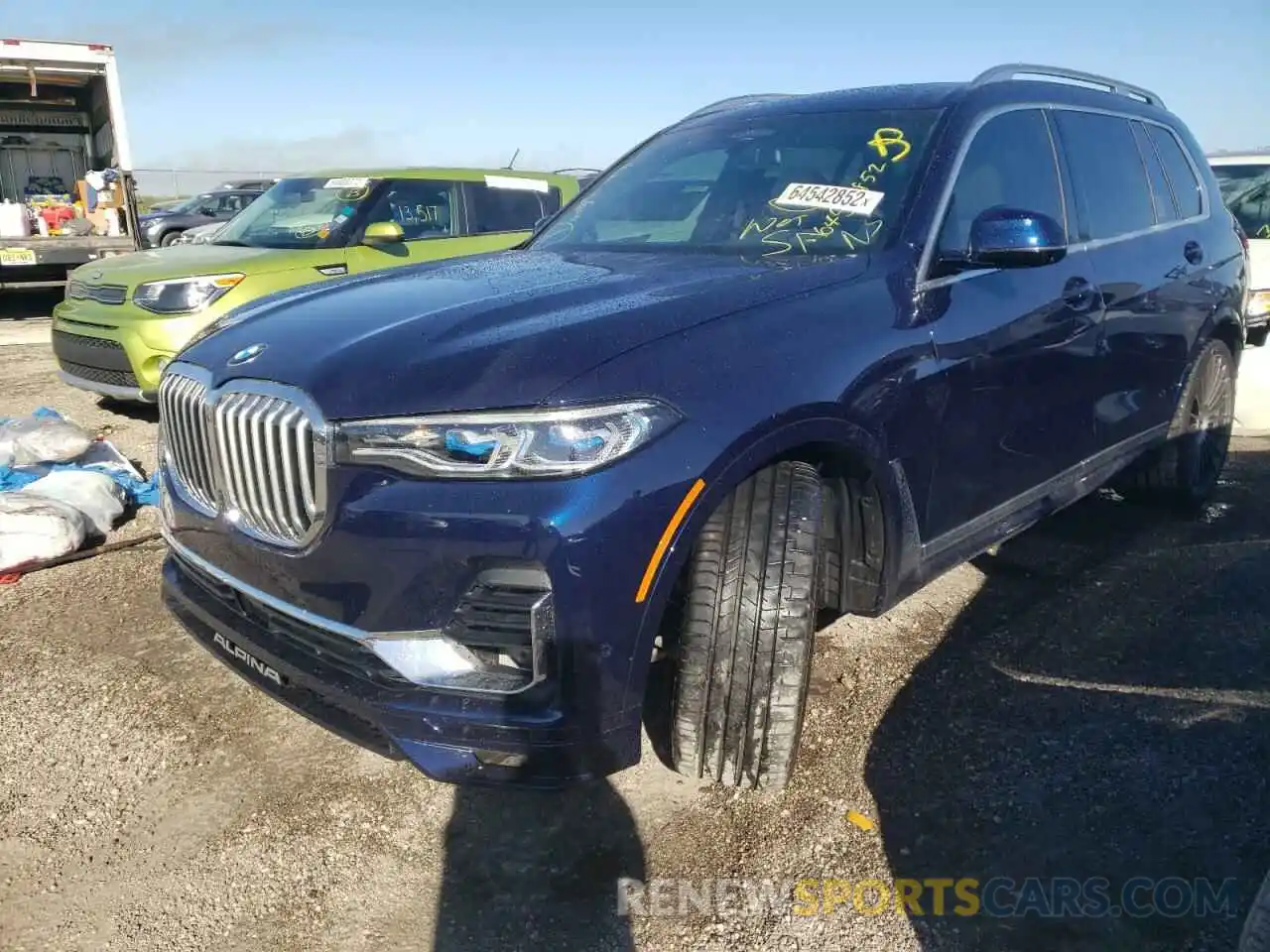 2 Photograph of a damaged car 5UXCX6C18N9L93022 BMW X7 2022