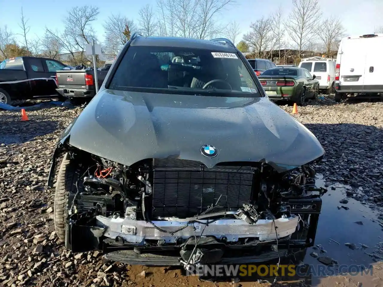 5 Photograph of a damaged car 5UX33EM05R9T83226 BMW X7 M60I 2024