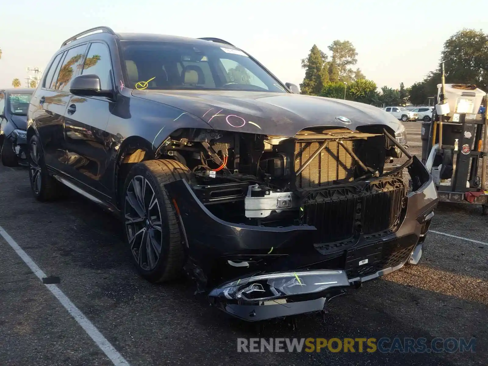 1 Photograph of a damaged car 5UXCW2C51KL084764 BMW X7 XDRIVE4 2019