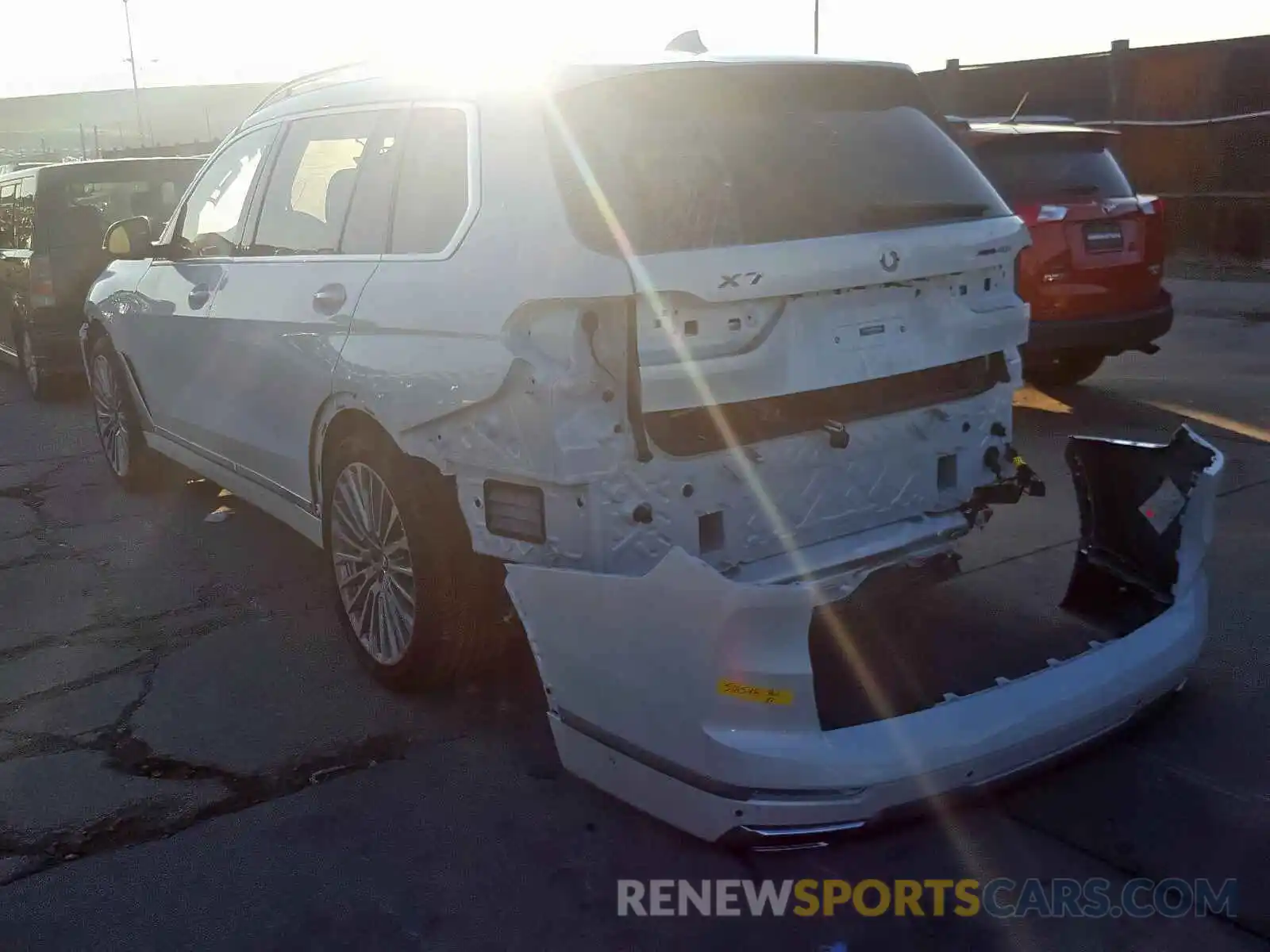 3 Photograph of a damaged car 5UXCW2C54KL081616 BMW X7 XDRIVE4 2019