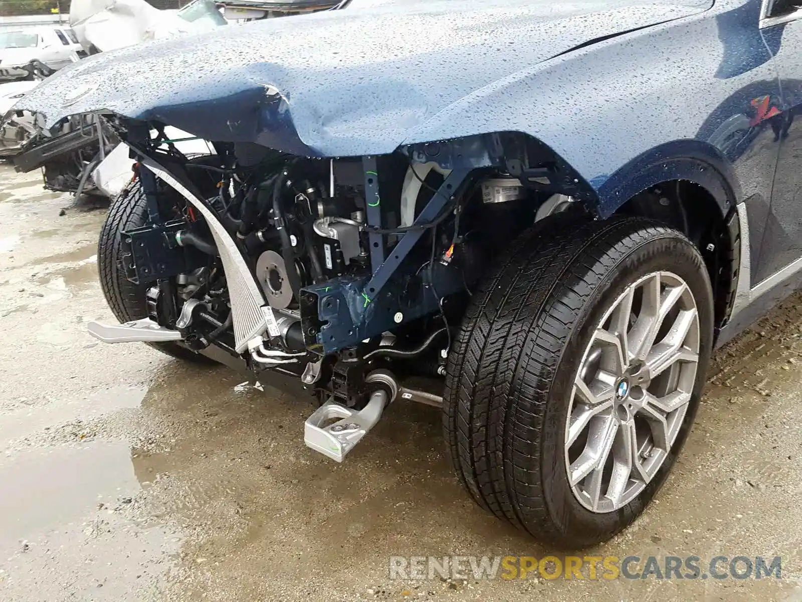 9 Photograph of a damaged car 5UXCW2C54KL088839 BMW X7 XDRIVE4 2019