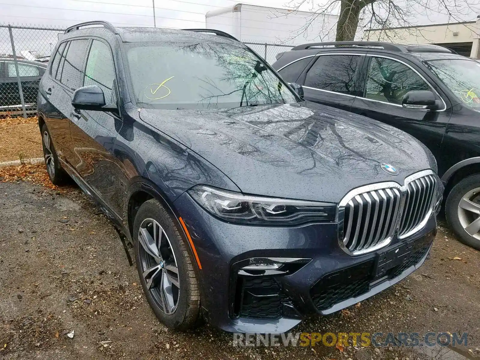 1 Photograph of a damaged car 5UXCW2C58KLB44090 BMW X7 XDRIVE4 2019