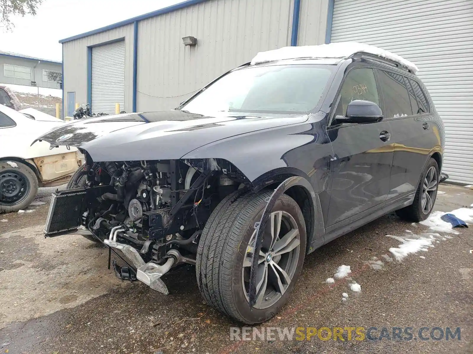 2 Photograph of a damaged car 5UXCW2C01L9A02232 BMW X7 XDRIVE4 2020