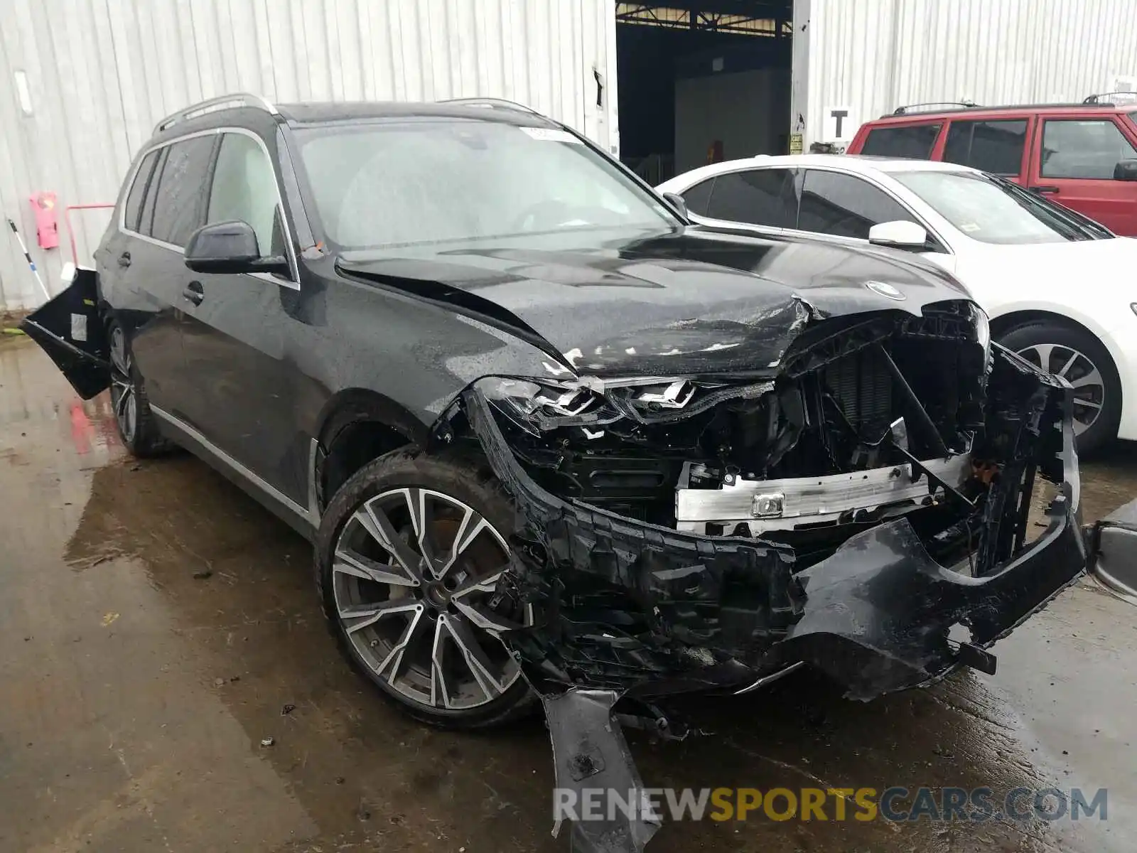 1 Photograph of a damaged car 5UXCW2C02L9A02031 BMW X7 XDRIVE4 2020