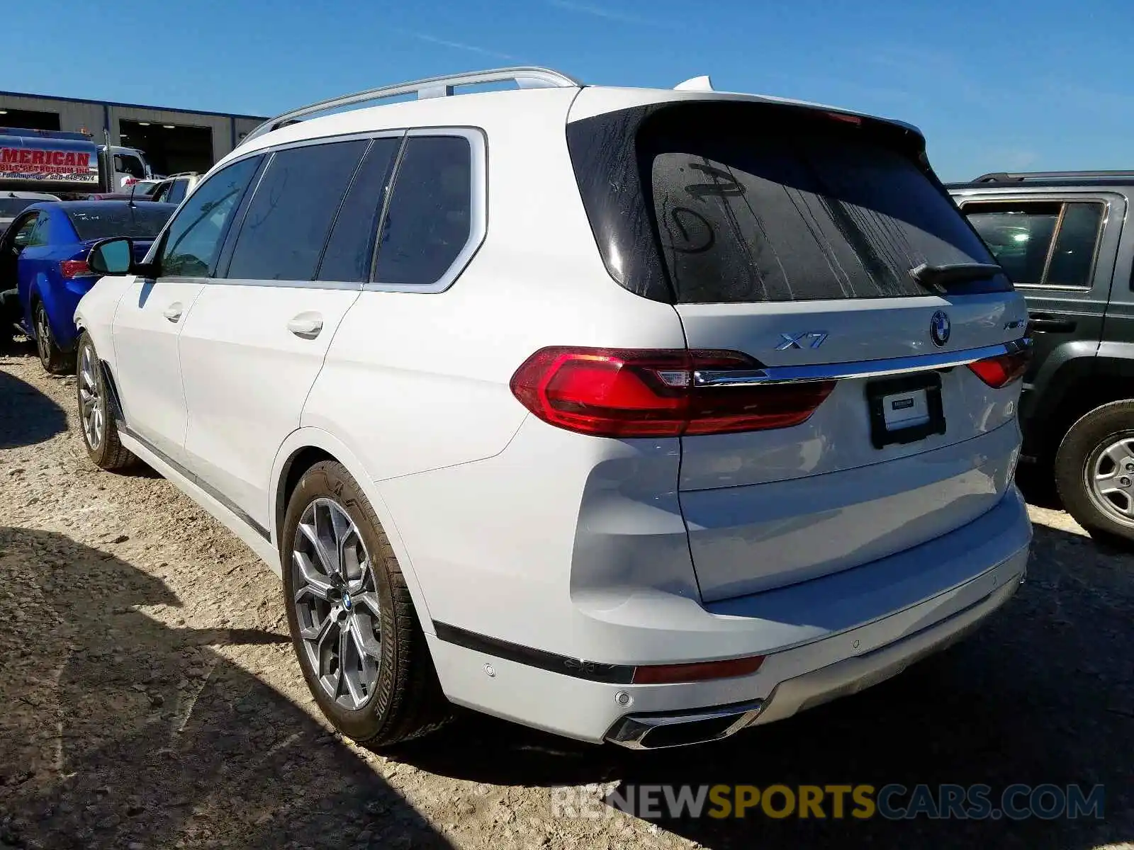 3 Photograph of a damaged car 5UXCW2C04L9A03102 BMW X7 XDRIVE4 2020