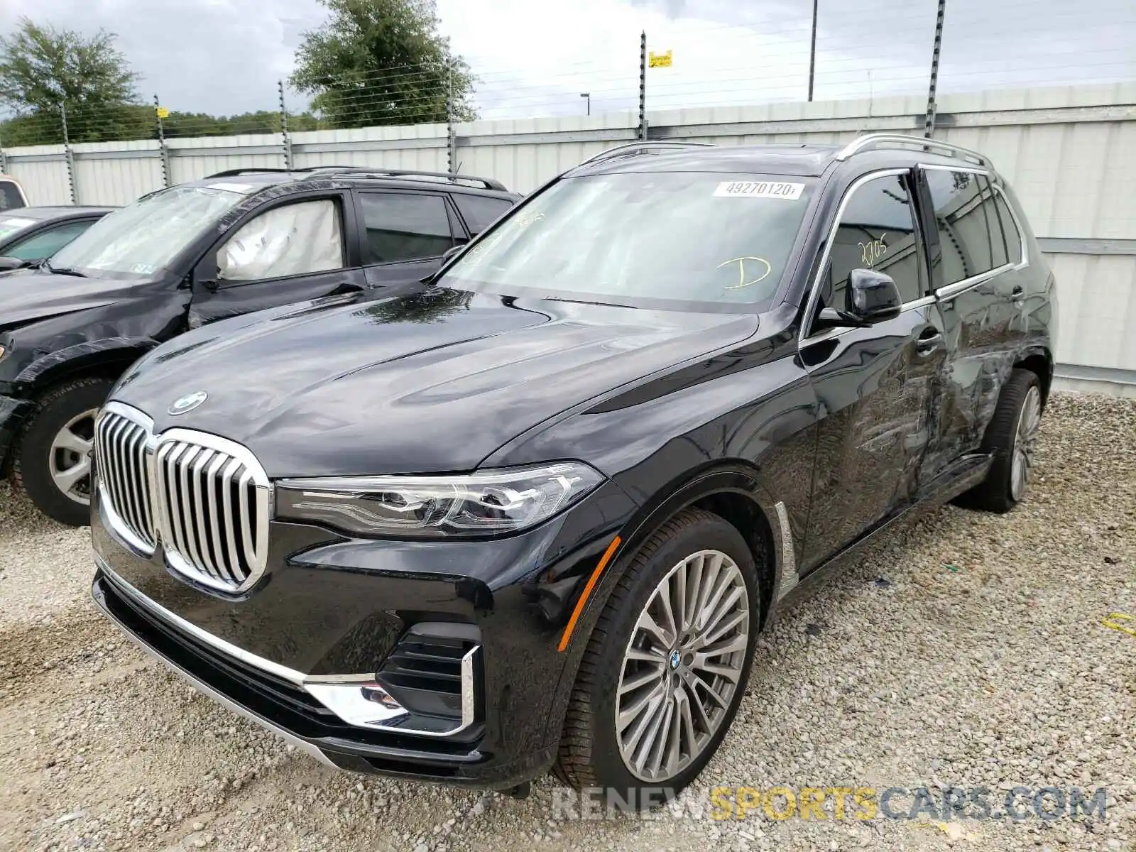 2 Photograph of a damaged car 5UXCW2C04L9B59303 BMW X7 XDRIVE4 2020