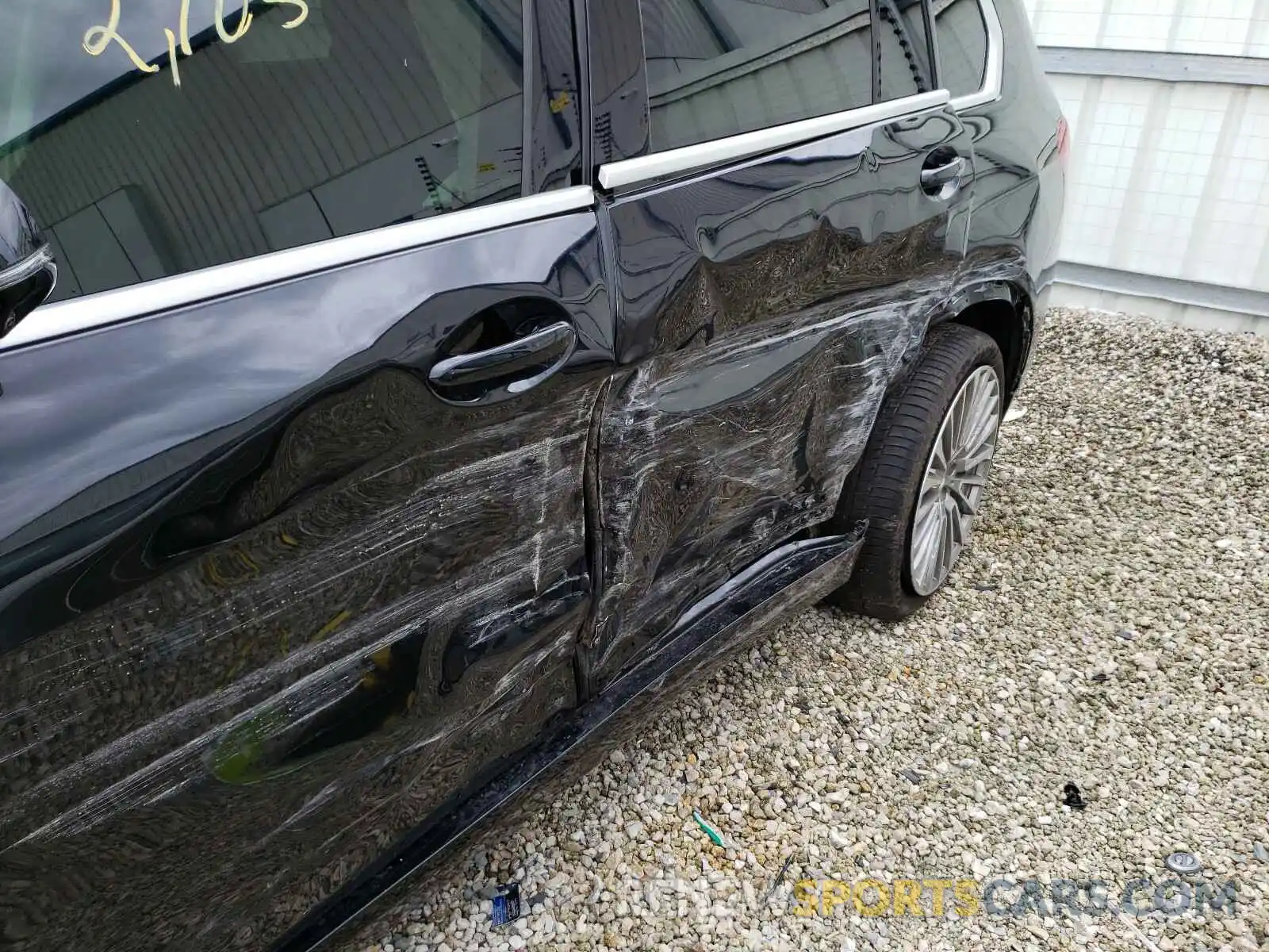 9 Photograph of a damaged car 5UXCW2C04L9B59303 BMW X7 XDRIVE4 2020